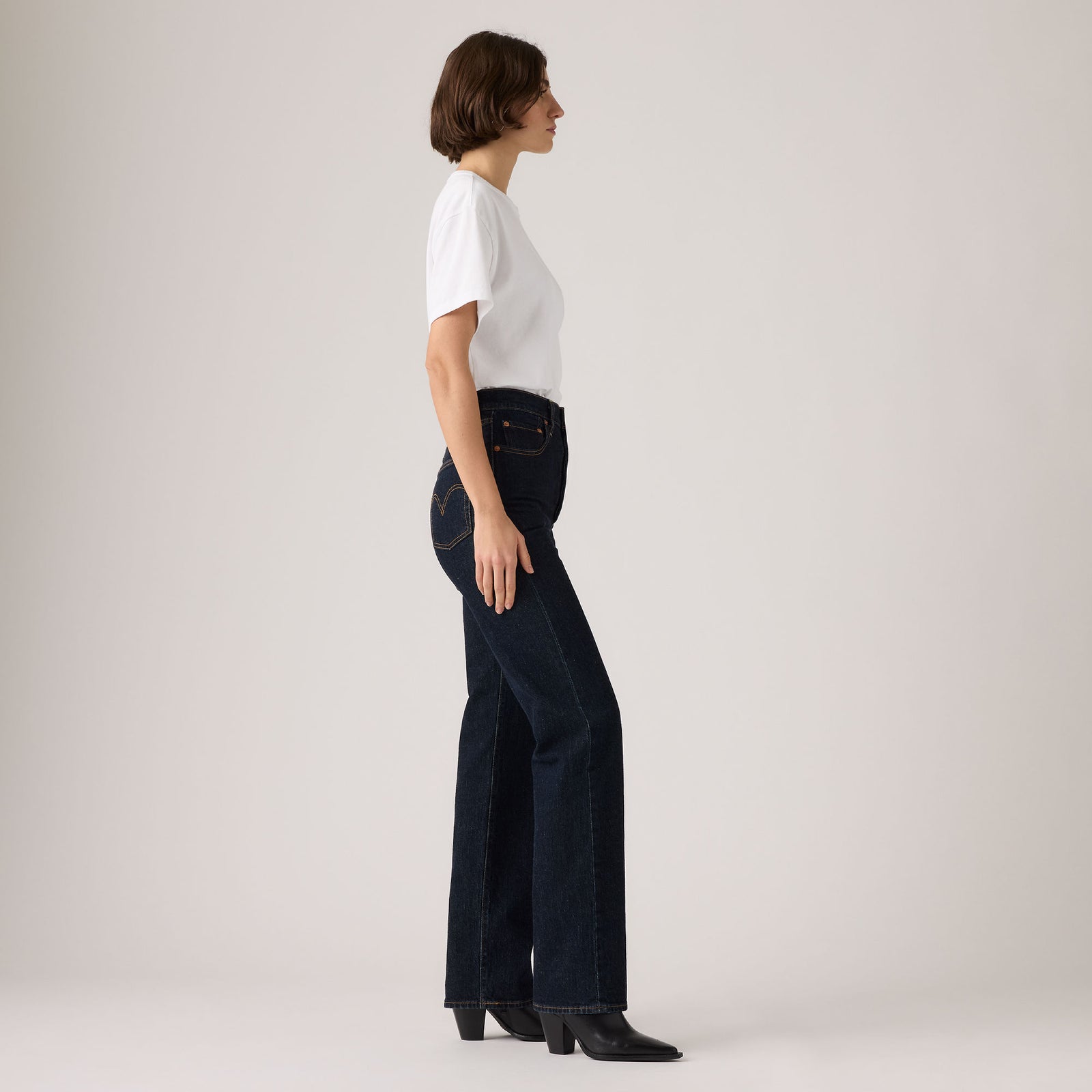 Main 3 - Levi's® Women's Ribcage Full-Length Jeans - 790780014