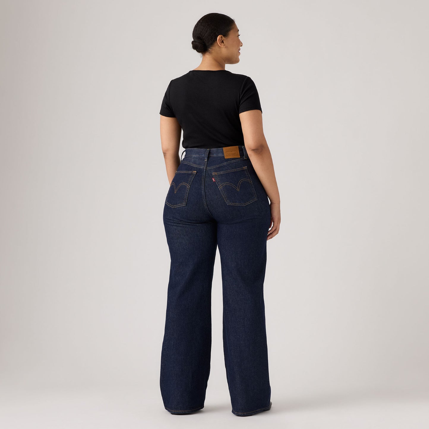Levi’s® Women’s Ribcage Wide-Leg Jeans