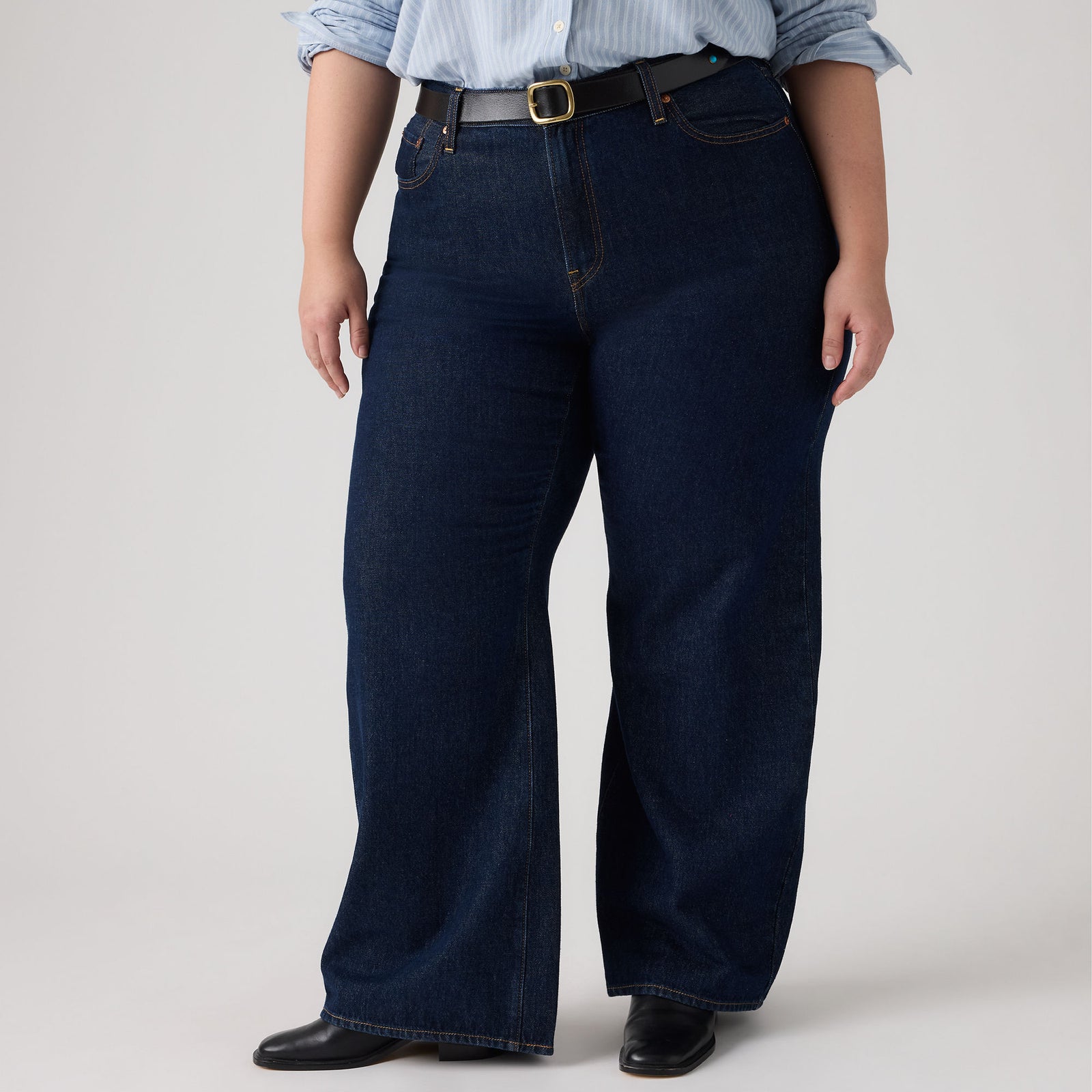 Main 5 - Levi's® Women's Ribcage Wide-Leg Jeans (Plus Size) - A62280002