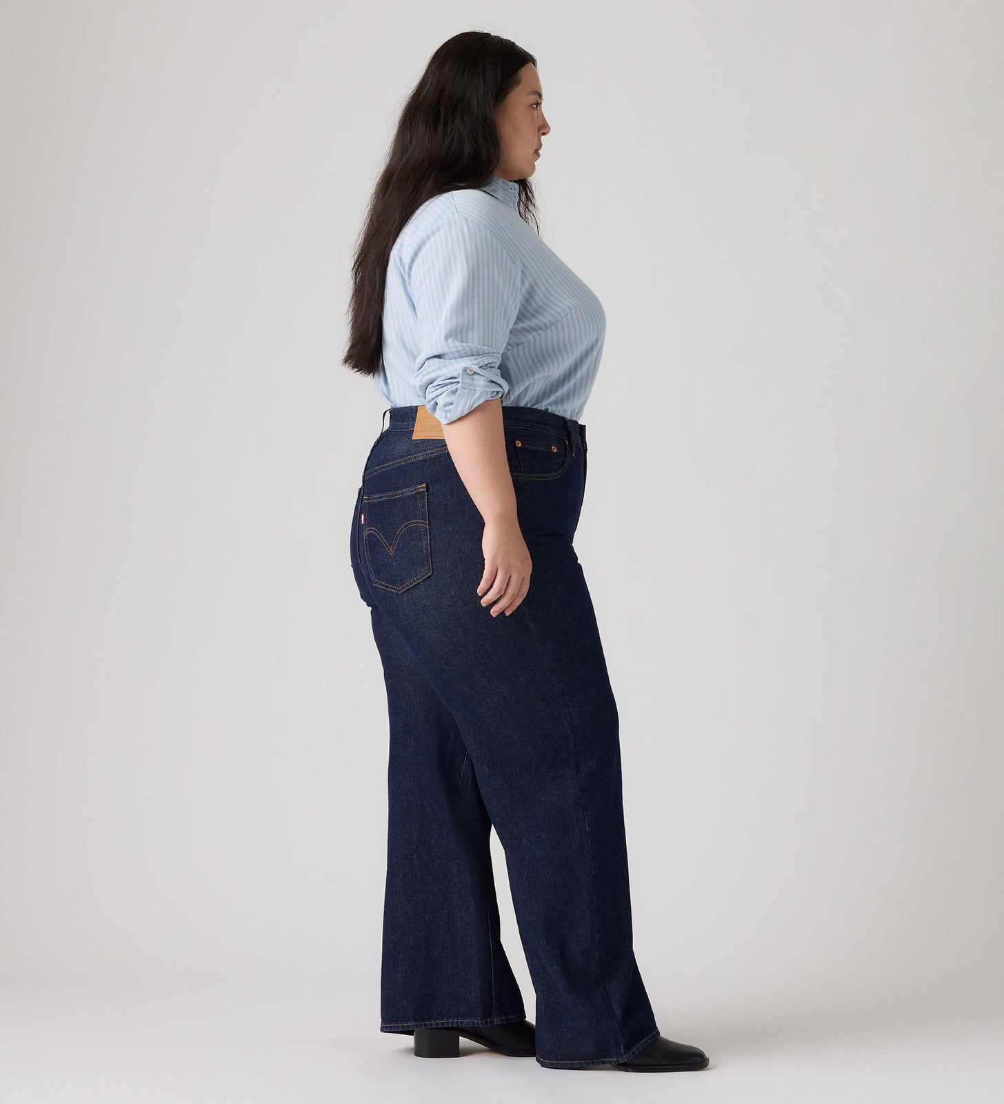 Main 3 - Levi's® Women's Ribcage Wide-Leg Jeans (Plus Size) - A62280002