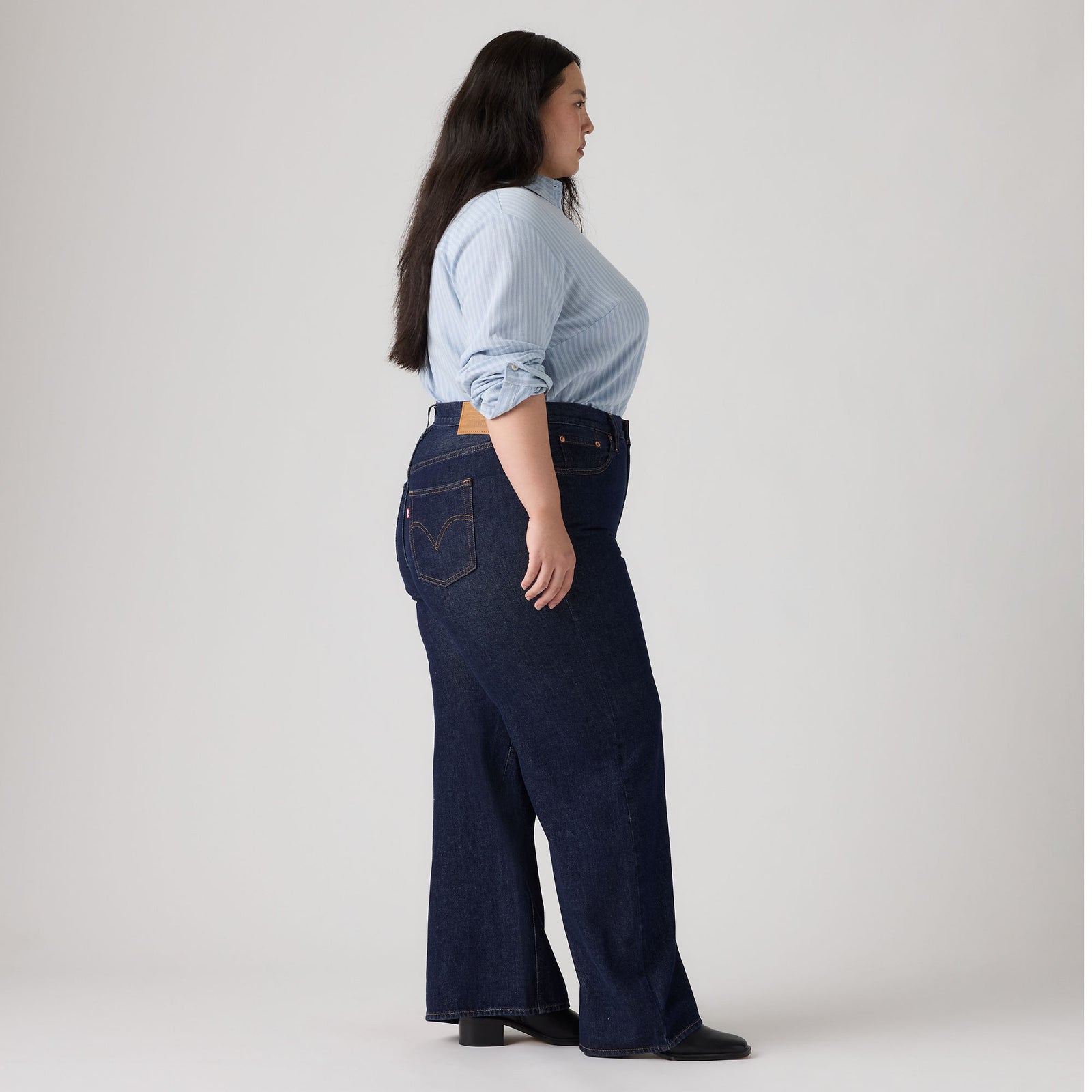 Main 3 - Levi's® Women's Ribcage Wide-Leg Jeans (Plus Size) - A62280002