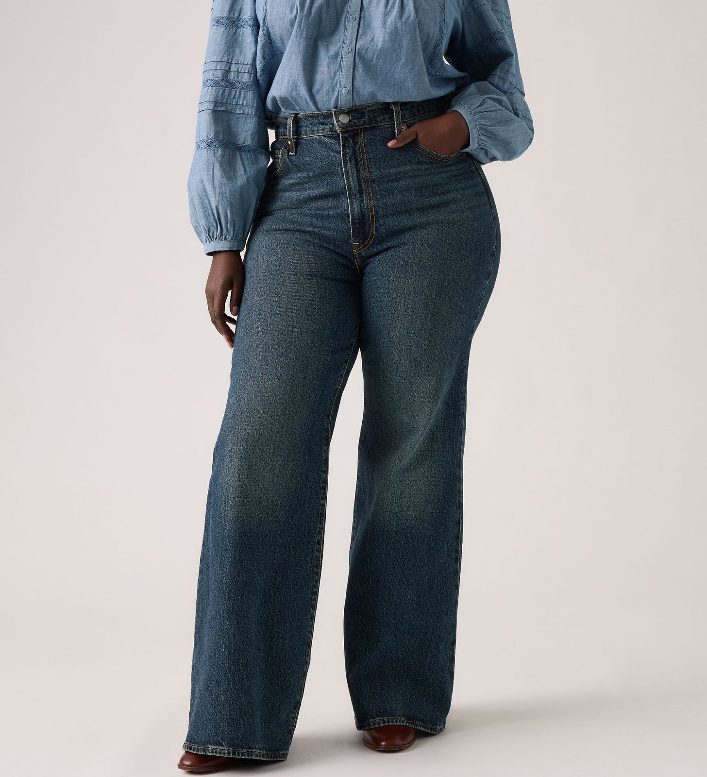 Main 9 - Levi's® Women's Ribcage Bell Jeans - A75030019