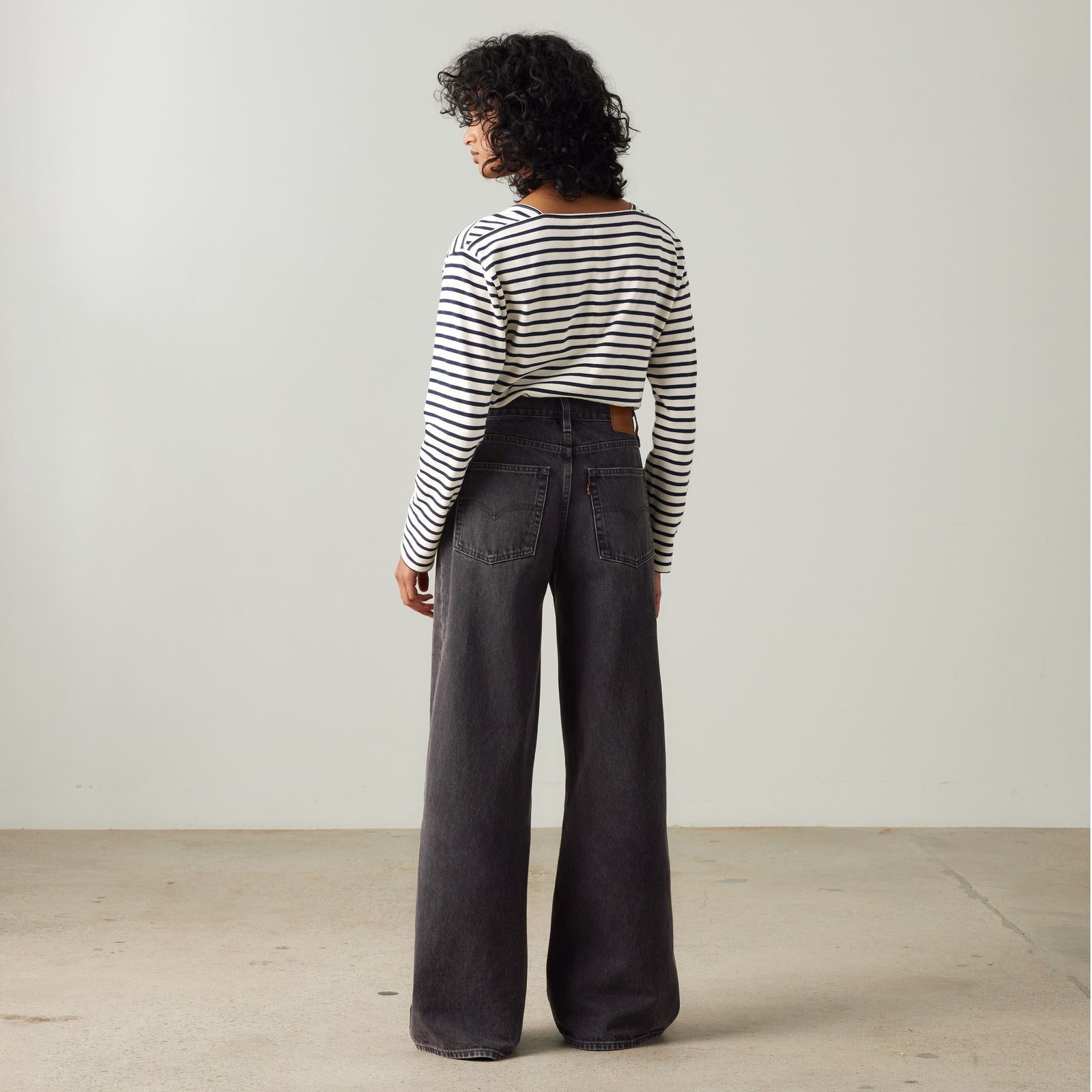 Main 3 - Levi's® Women's XL Straight Jeans - A87010003