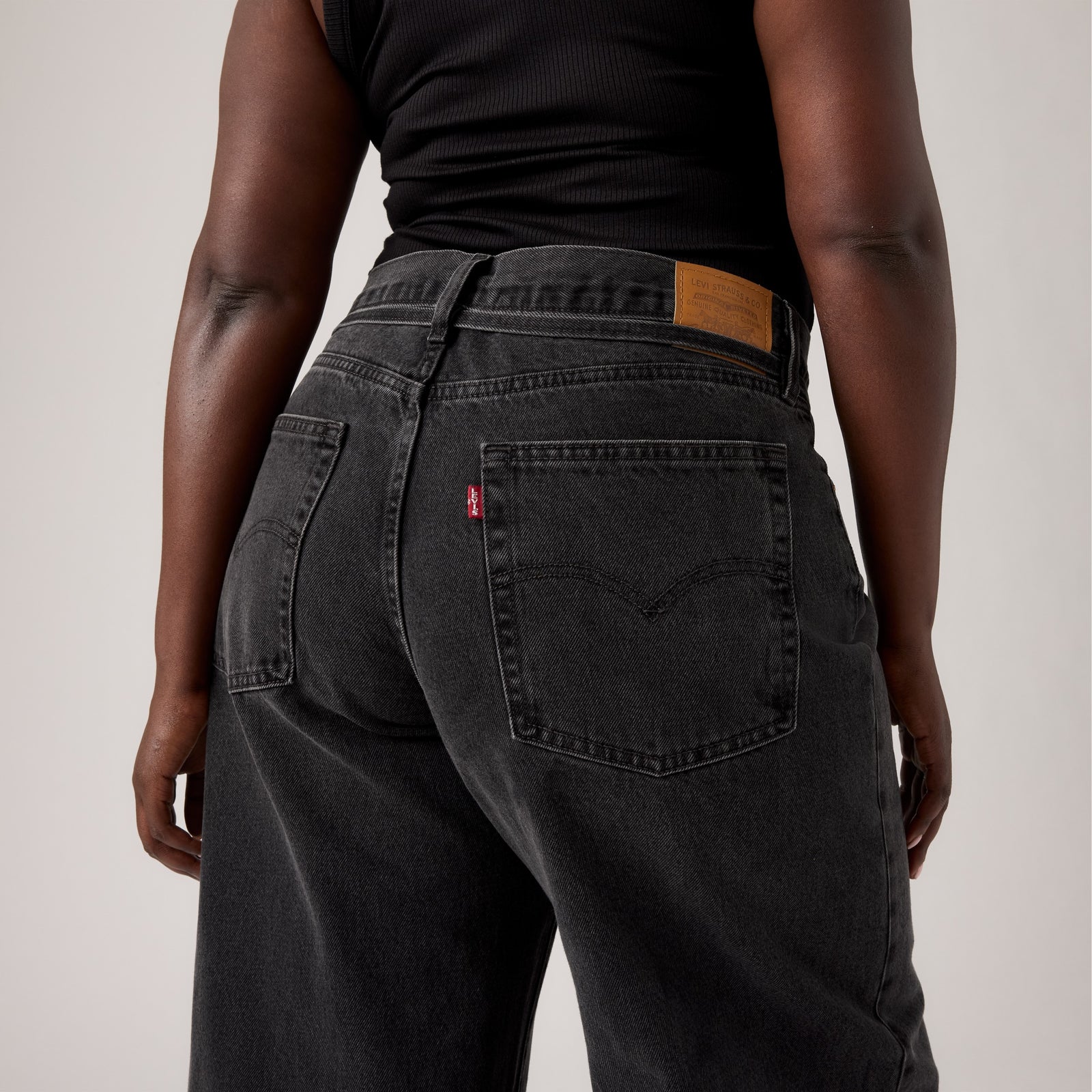 Main 10 - Levi's® Women's XL Straight Jeans - A87010003