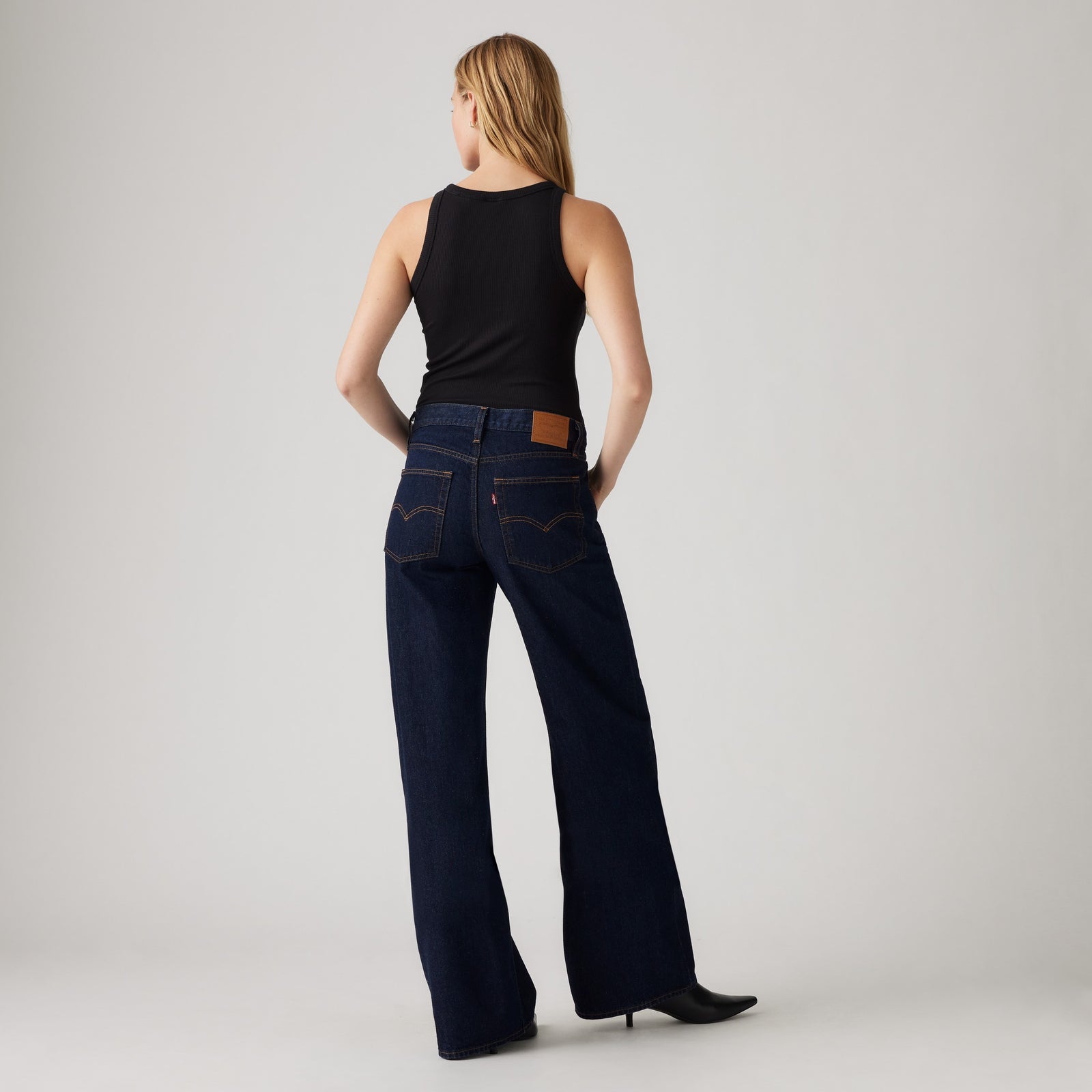 Main 3 - Levi's® Women's XL Straight Jeans - A87010007
