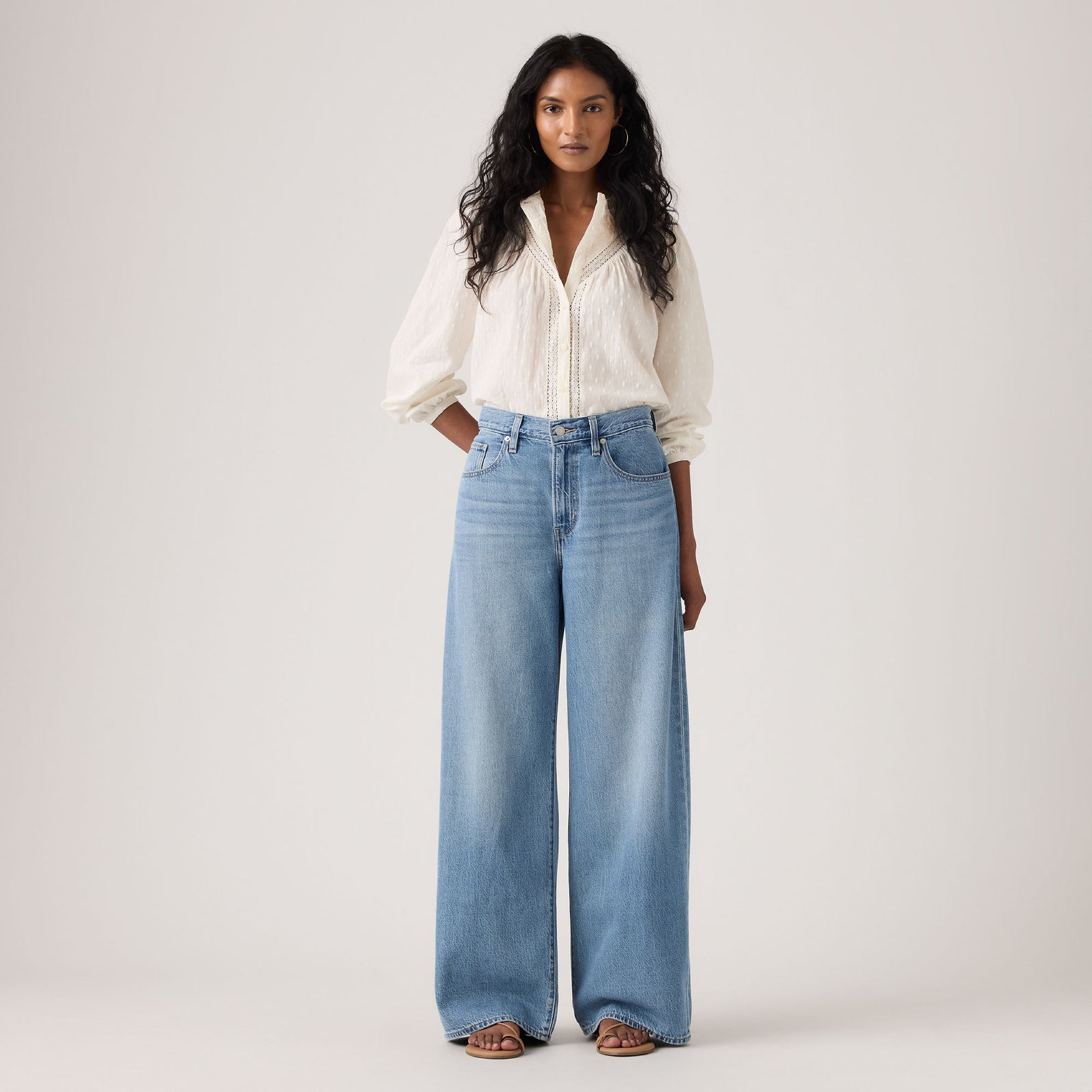 Main 4 - Levi's® Women's XL Straight Jeans - A87010041