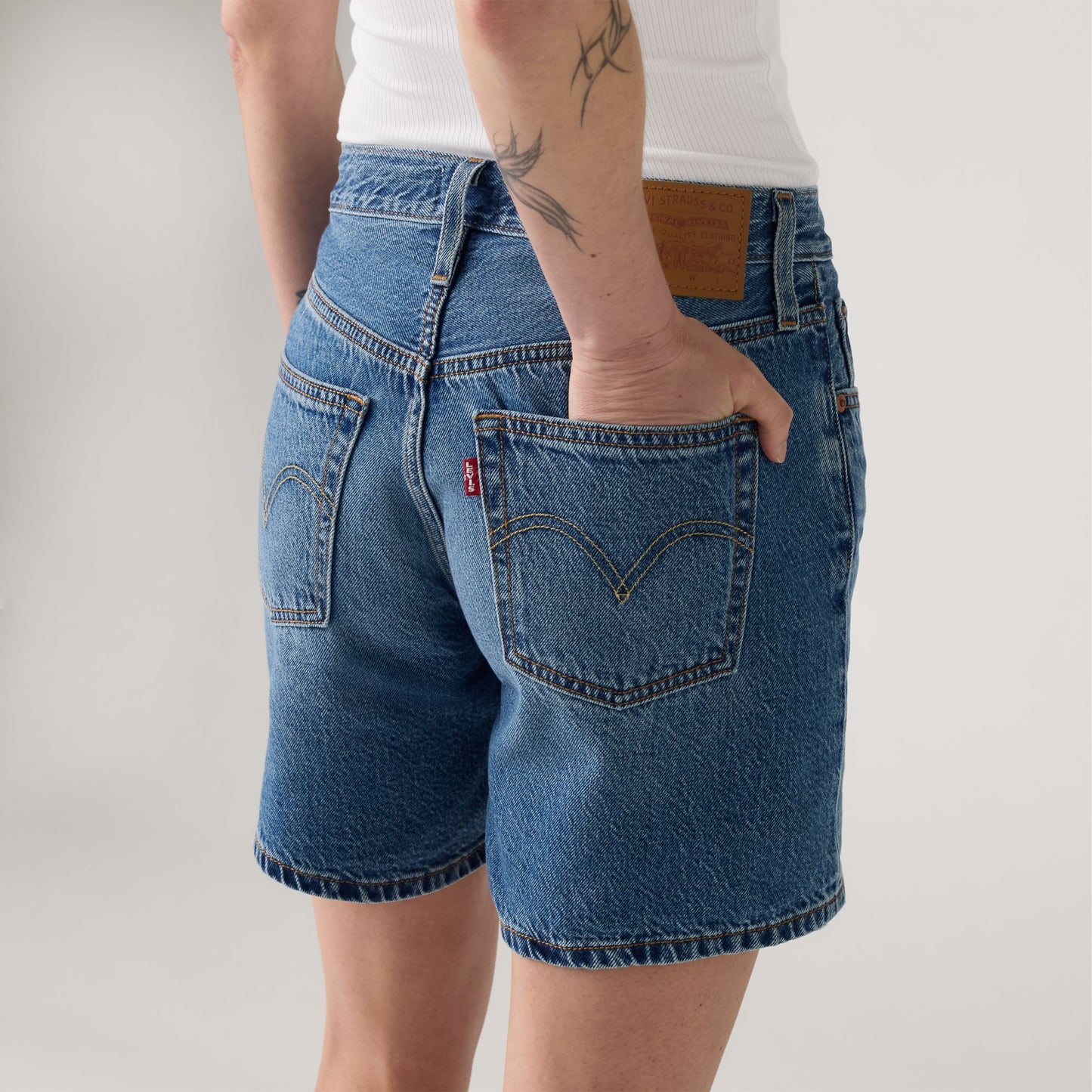 Levi's® Women's 501® Original Mid-Thigh Shorts