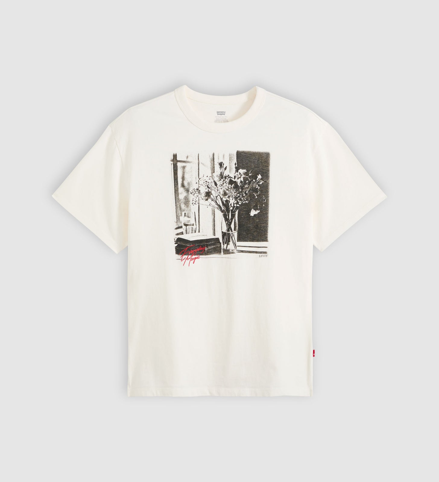 Main 5 - Levi's® Women's Graphic Tabor T-Shirt - 001MX0037