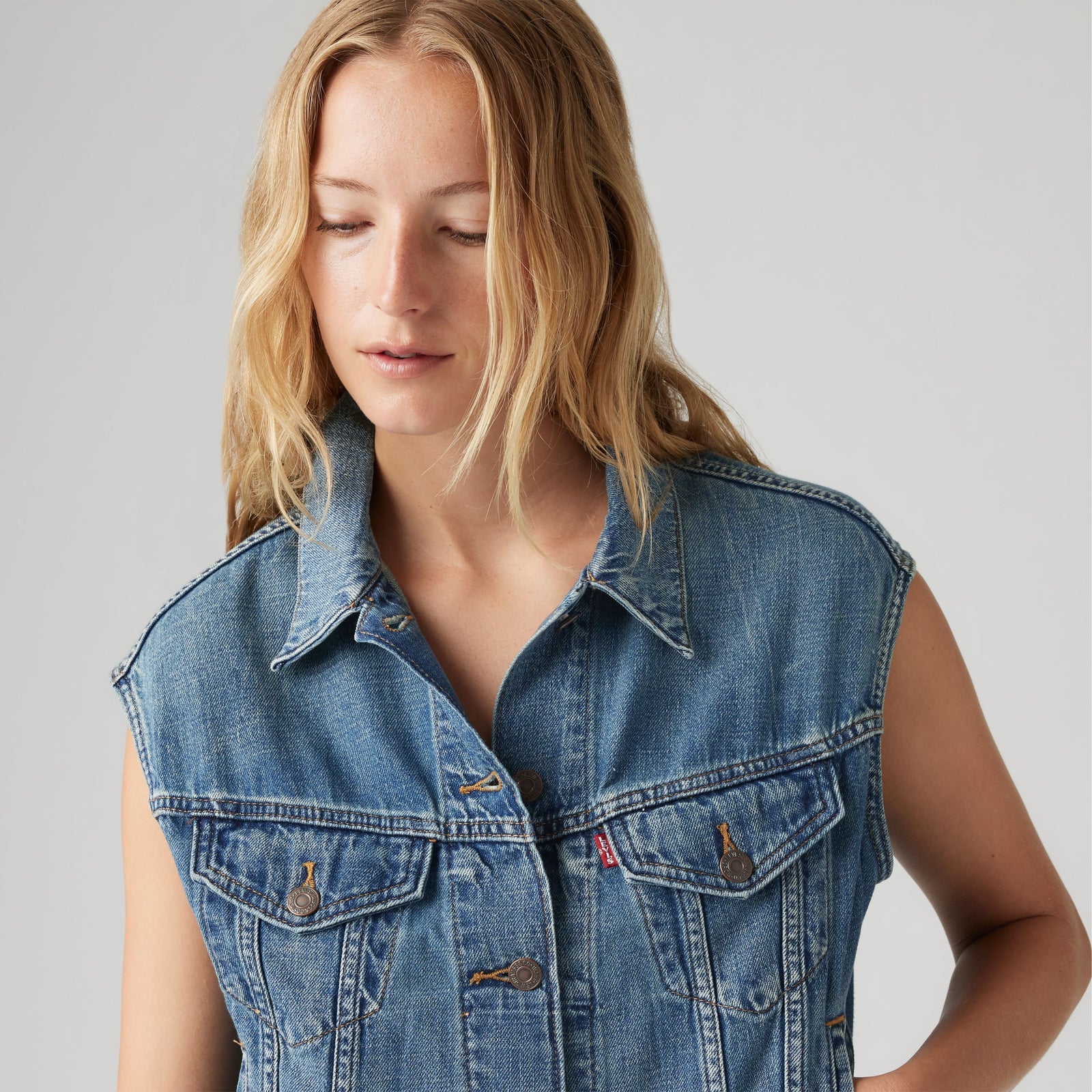 Main 1 - Levi's® Women's Shrunken '90s Vest SCL - 