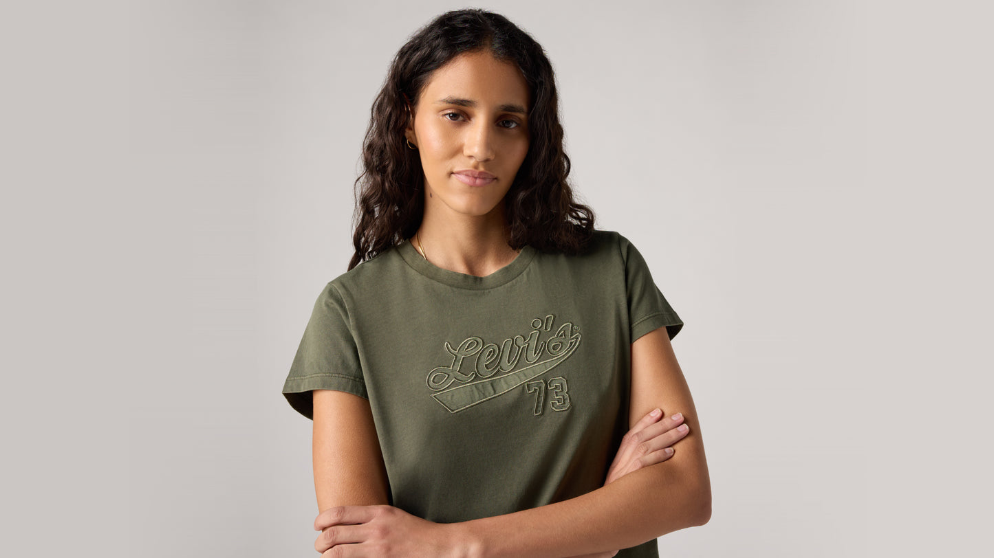 Levi's® Women's Graphic Boxy T-Shirt