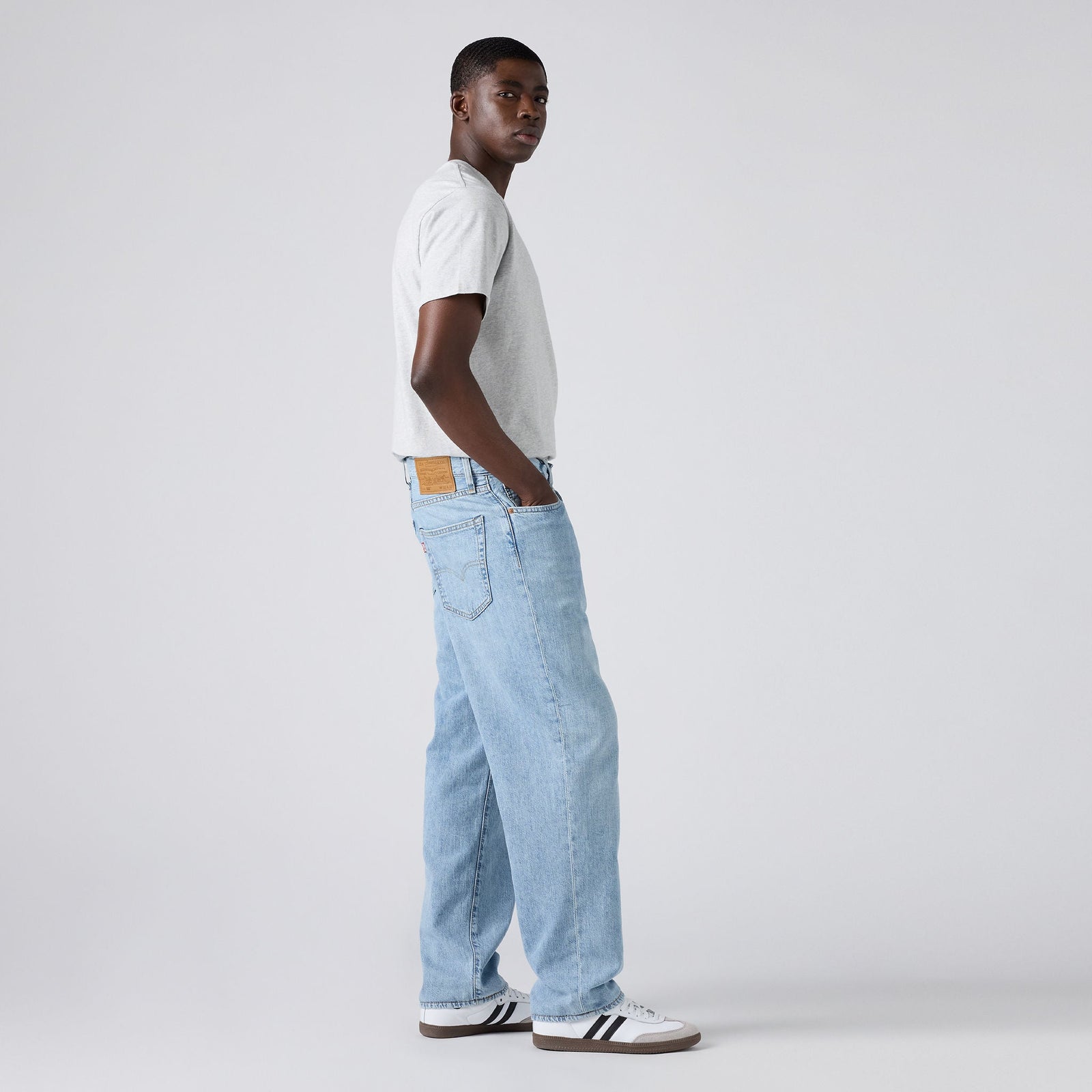 Main 4 - Levi’s® Men's 568™ Loose Straight Lightweight Jeans - 290370070