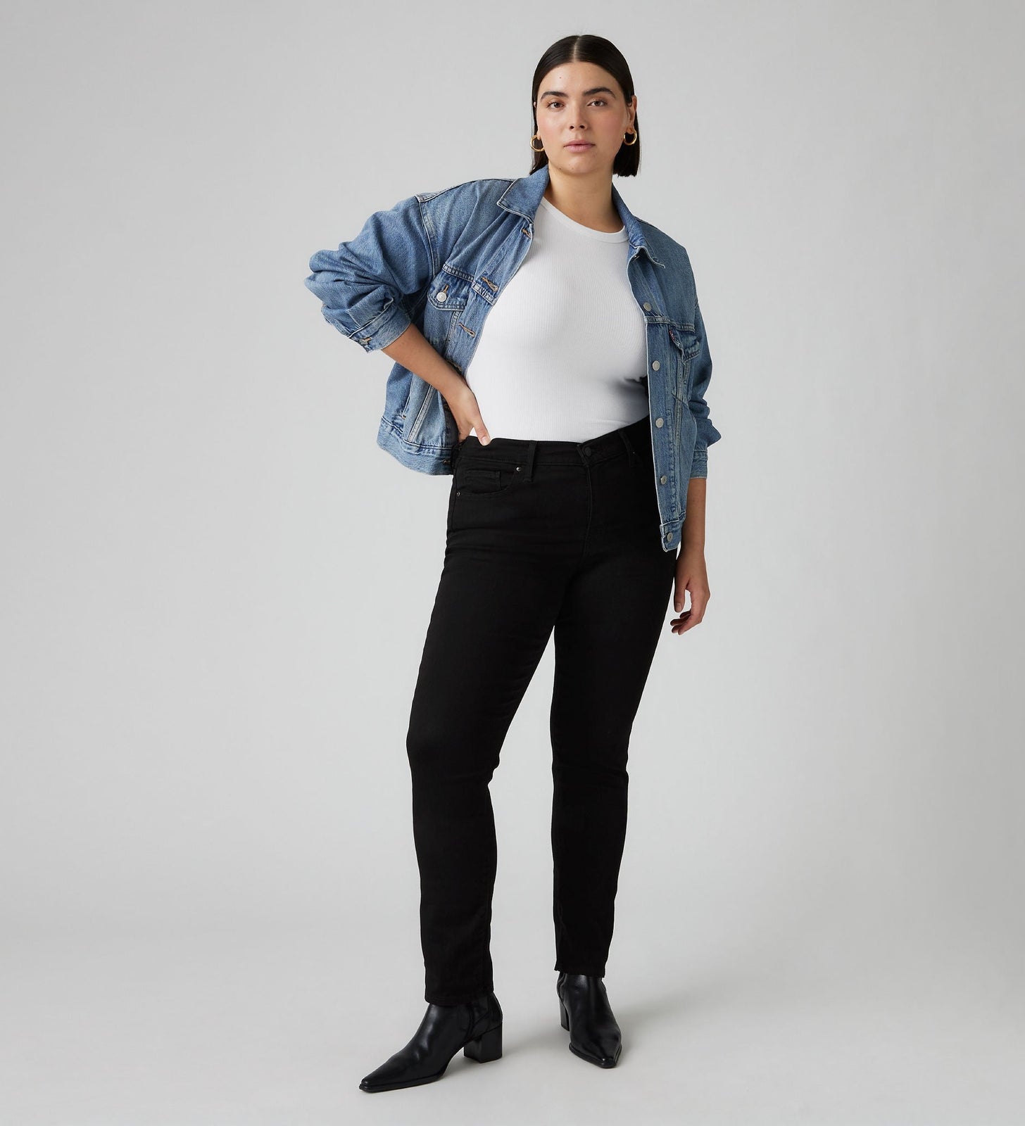 Main 4 - Levi’s® Women's 312 Shaping Slim Jeans - 196270000