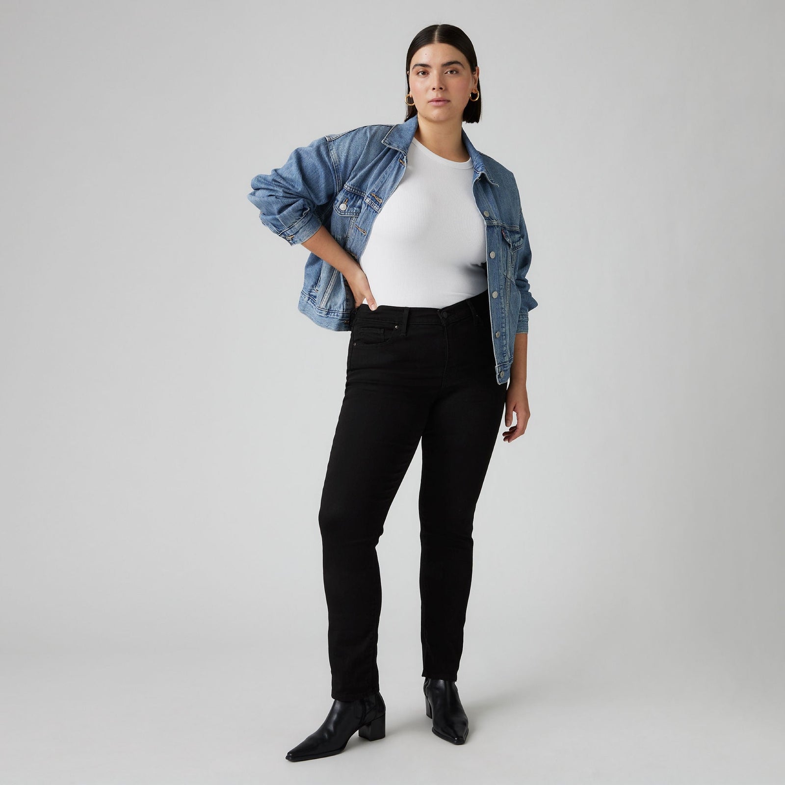 Main 4 - Levi’s® Women's 312 Shaping Slim Jeans - 196270000