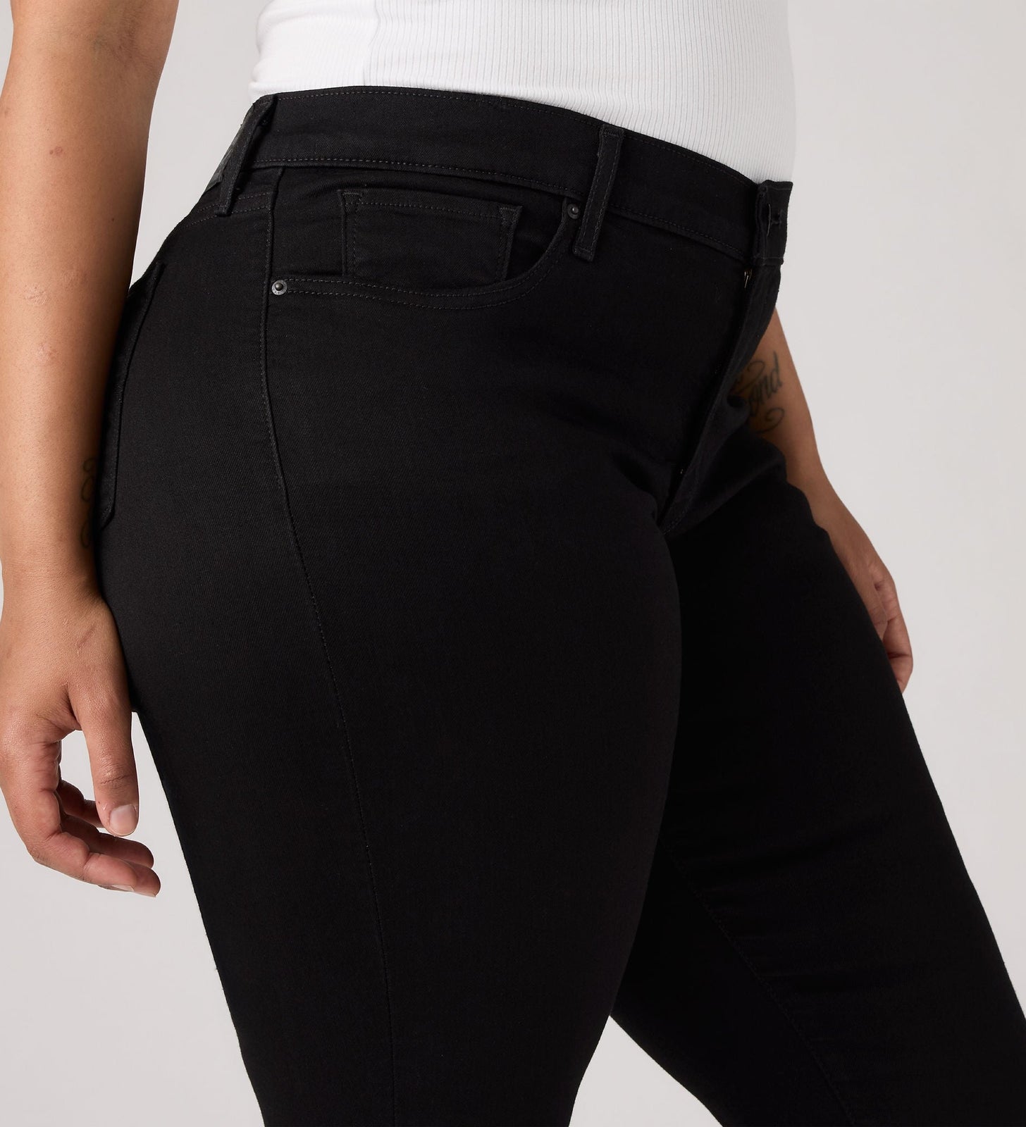 Main 16 - Levi's® Women's 314 Shaping Straight Jeans - 196310000