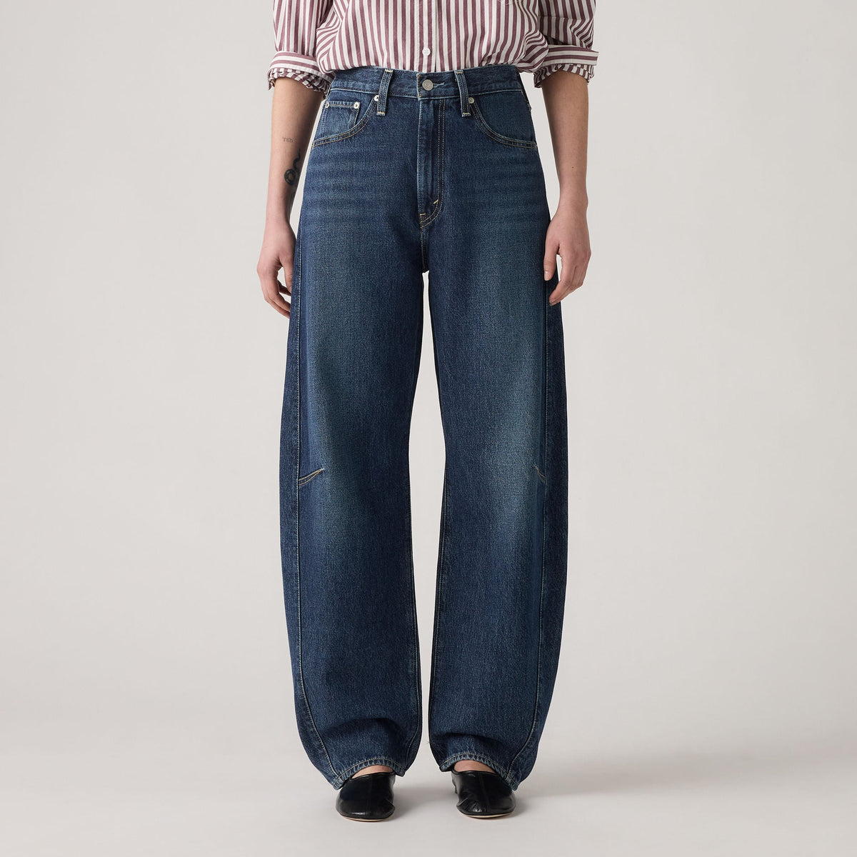 Levi's® Women's Cinch Barrel Jeans
