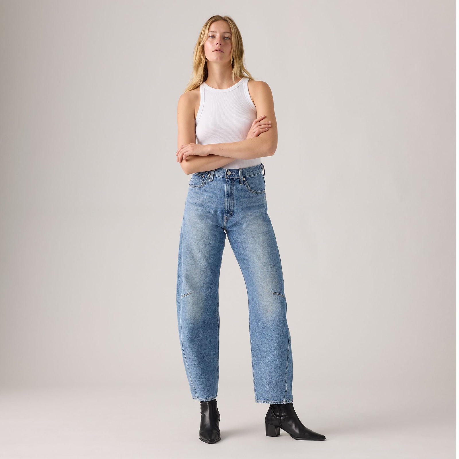 Main 1 - Levi's® Women's Cinch Barrel Jeans - 003V50002