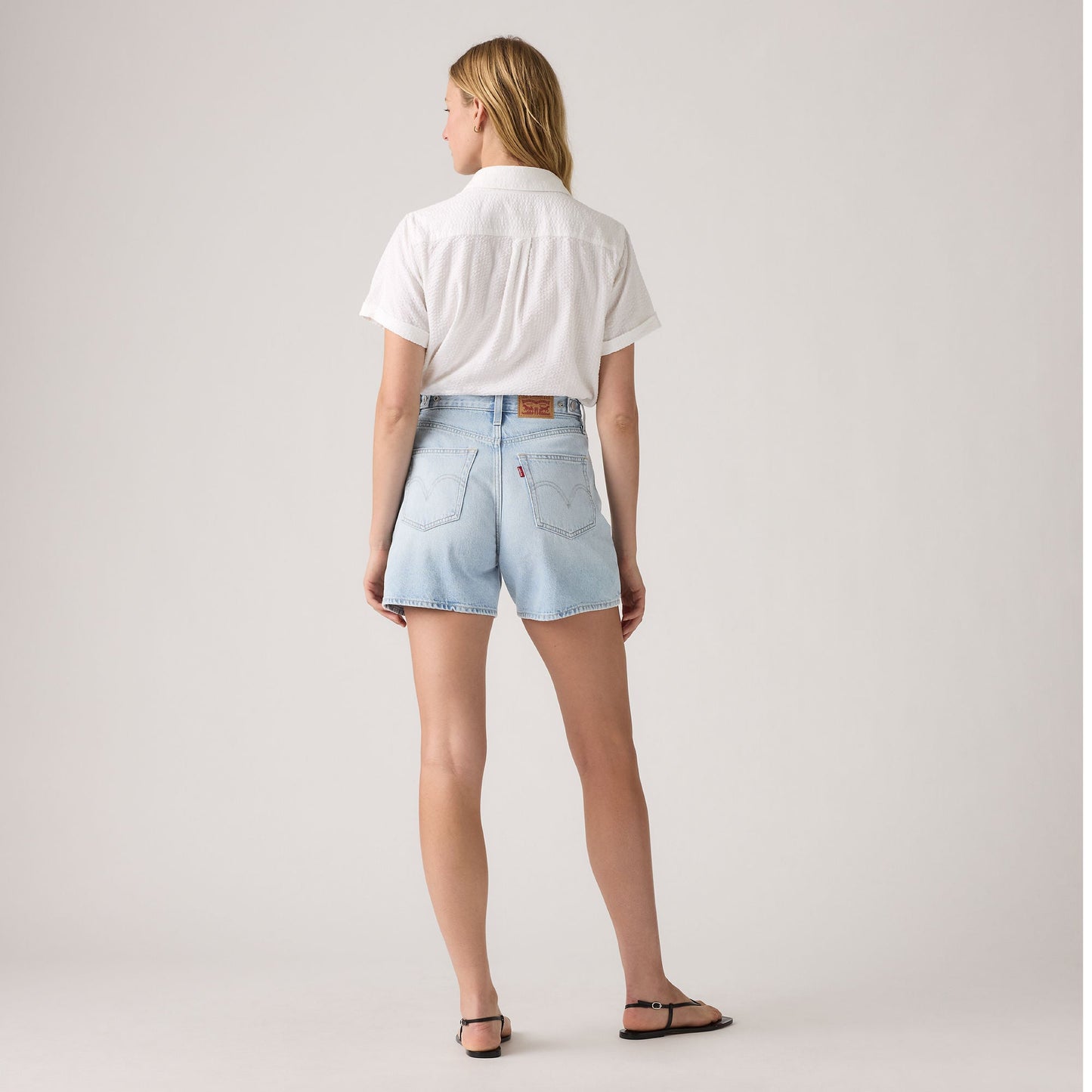 Levi's® Women's Cinch Mid-Thigh Shorts