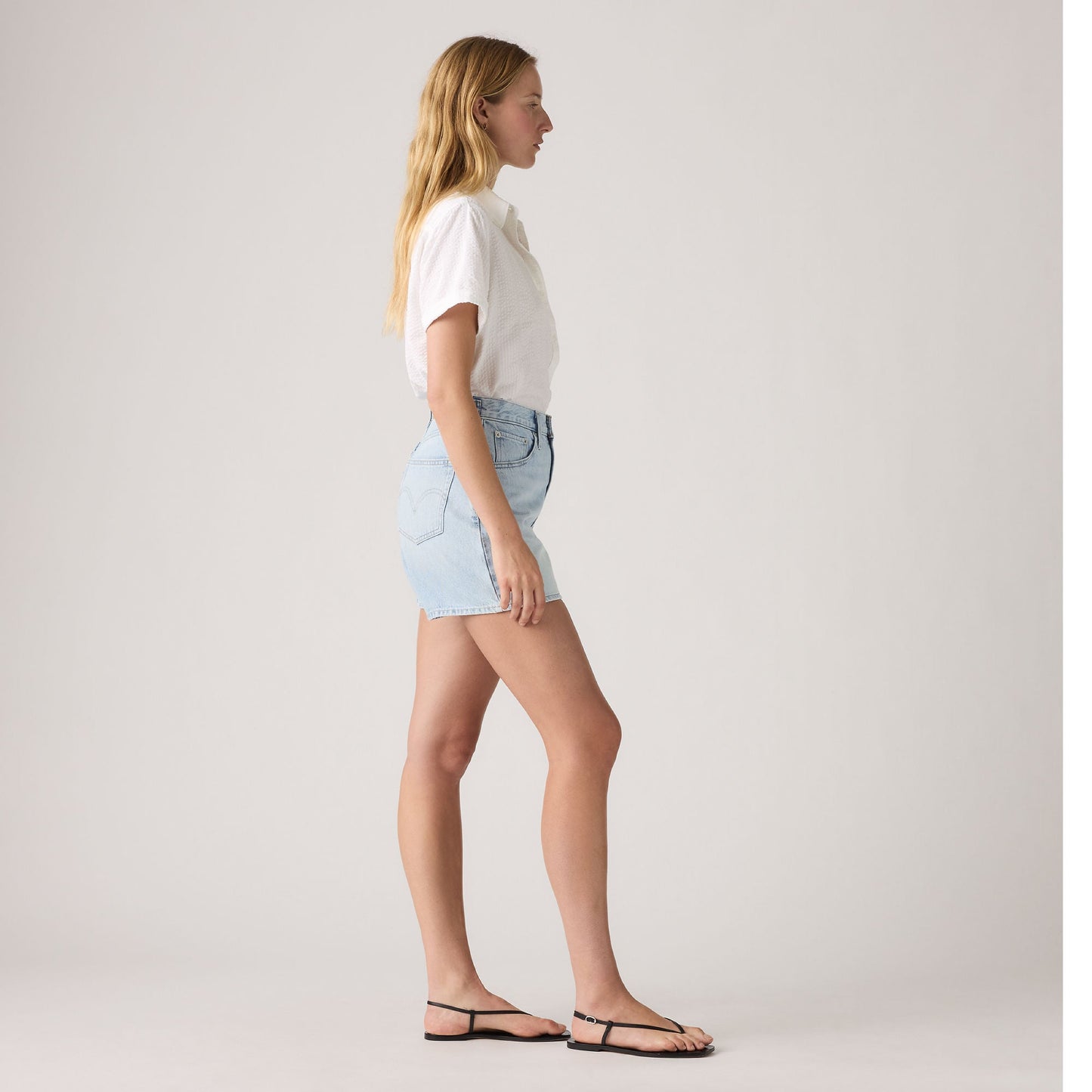 Levi's® Women's Cinch Mid-Thigh Shorts