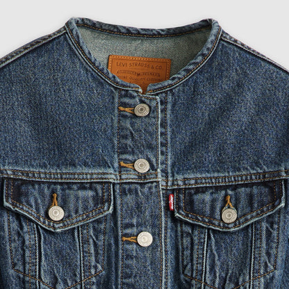 Thumbnail 6 - Levi's® Women's Sculpted Trucker Jacket - 001T60001