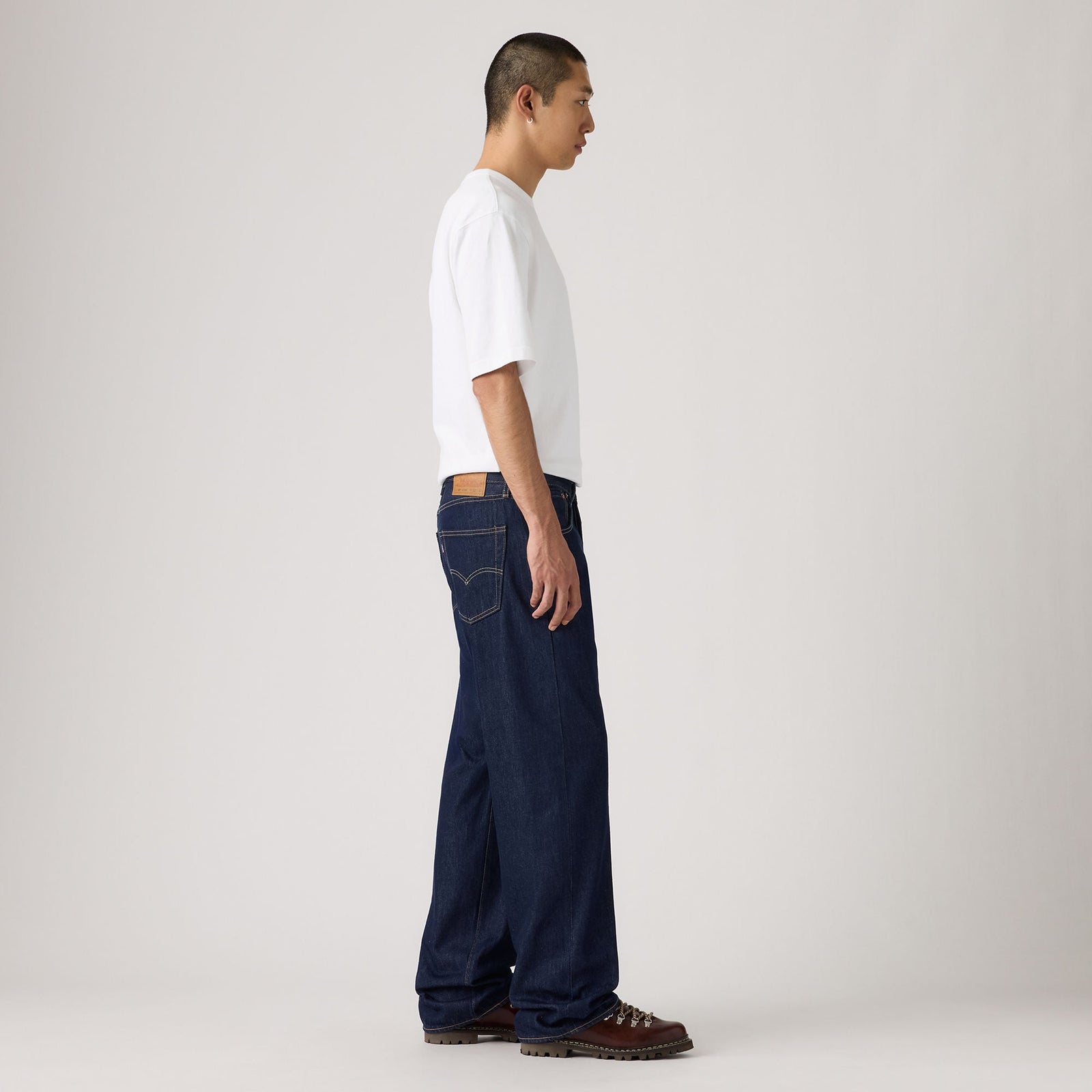 Main 3 - Levi's® Men's 501® Loose Jeans - 0057U0006