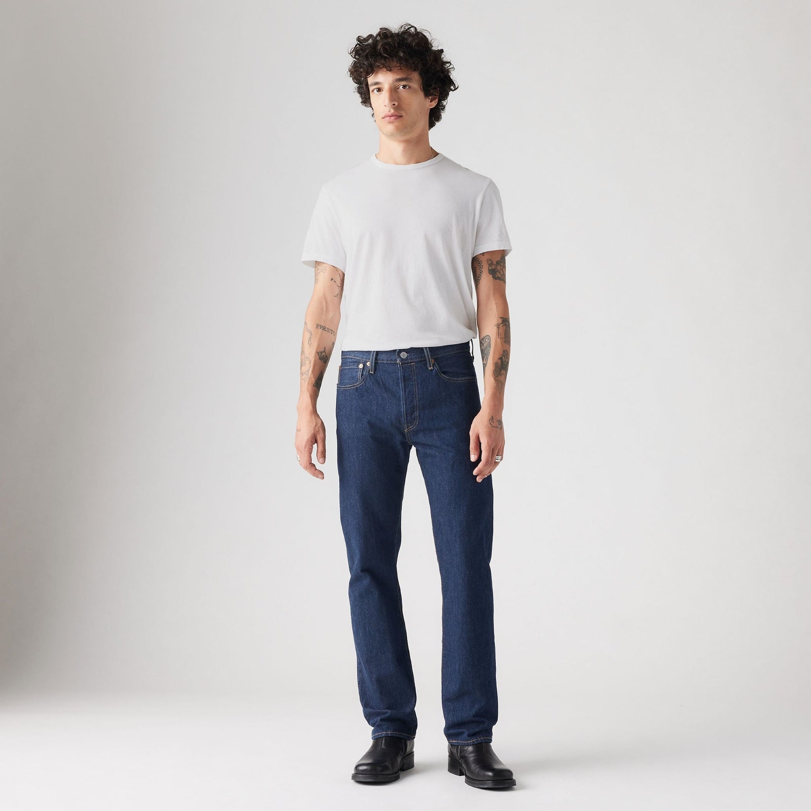 Main 3 - Levi's® Men's 501® Original Jeans - 005010101