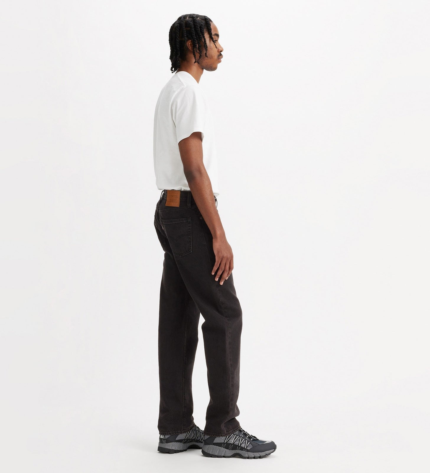 Main 4 - Levi's® Men's 555™ Relaxed Straight Jeans - 000LO0002