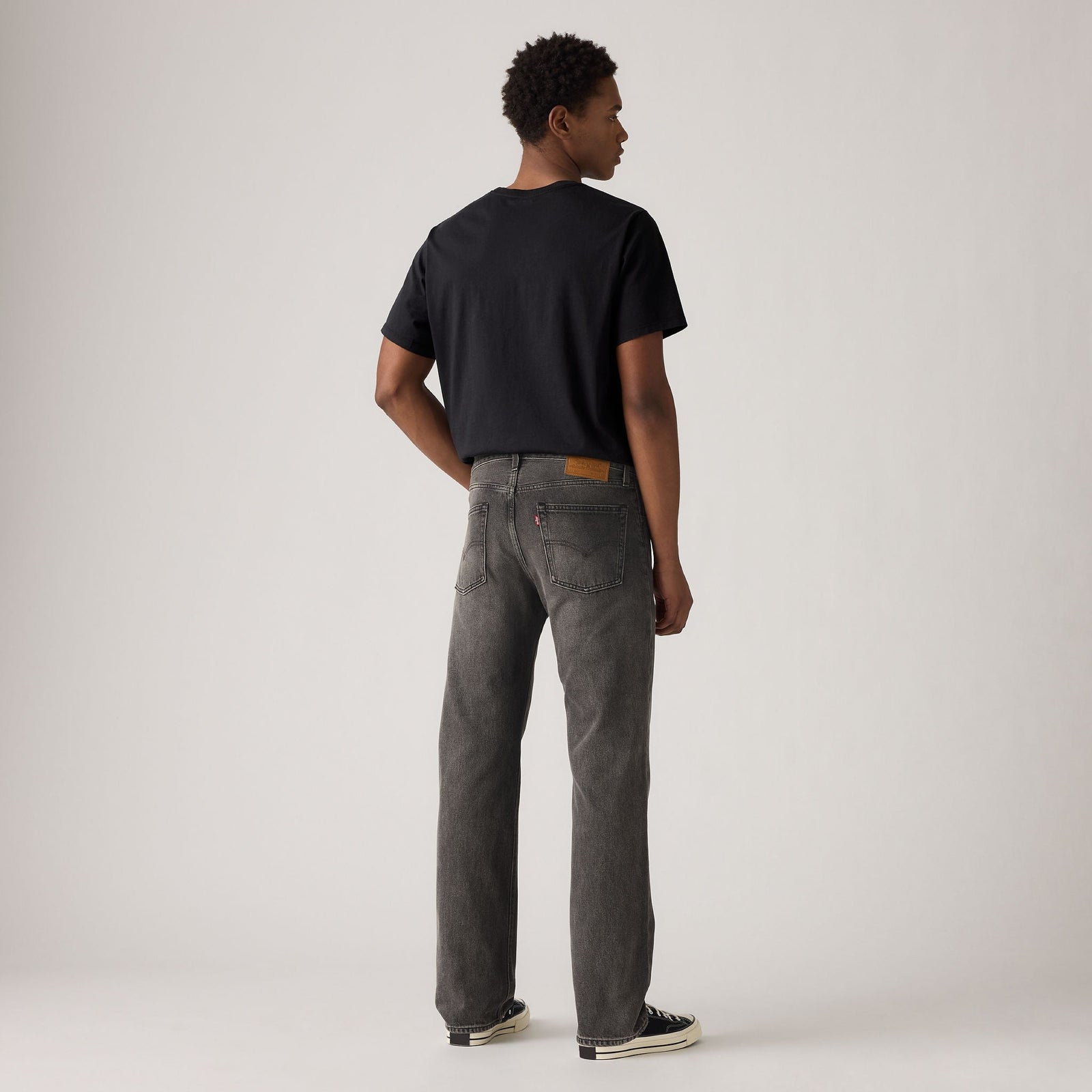 Main 2 - Levi's® Men's 555™ Relaxed Straight Jeans - 000LO0033