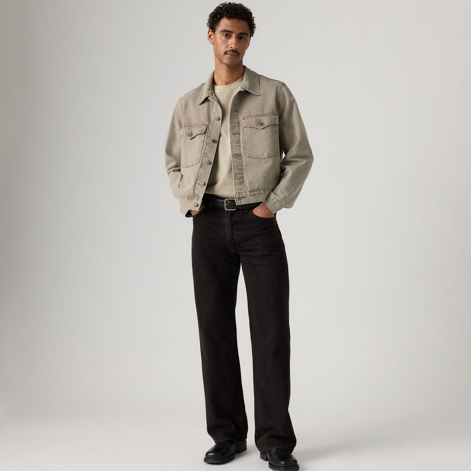 Main 1 - Levi's® Men's 567™ Relaxed Flare Jeans - A86300011