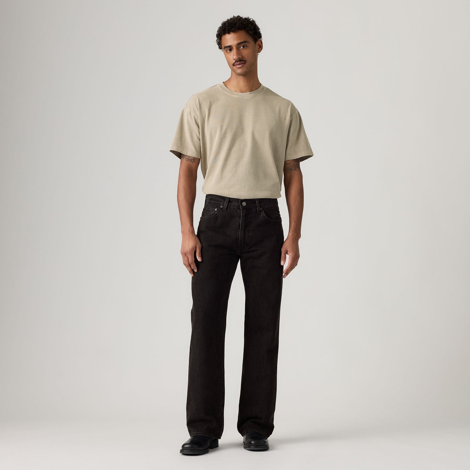 Main 3 - Levi's® Men's 567™ Relaxed Flare Jeans - A86300011