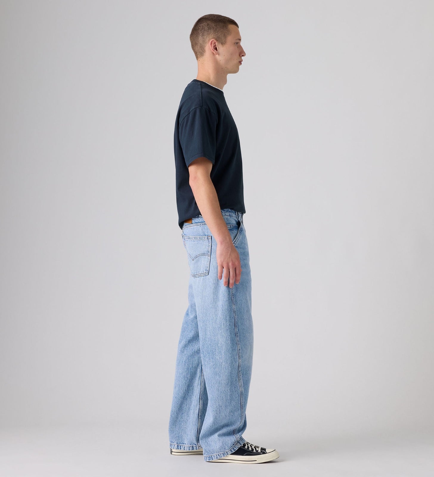 Main 4 - Levi's® Men's Baggy Barrel Jeans - 0057O0009