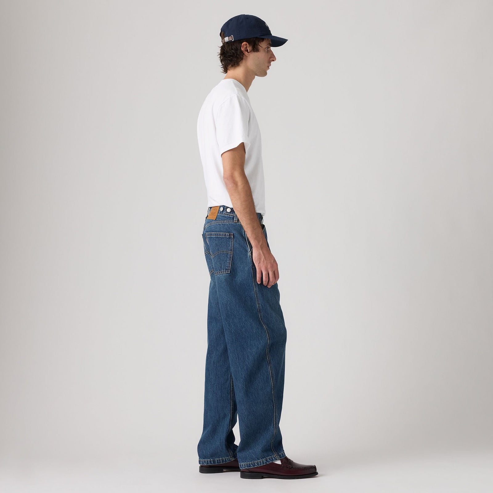Main 3 - Levi's® Men's Baggy Barrel Jeans - 0057O0001
