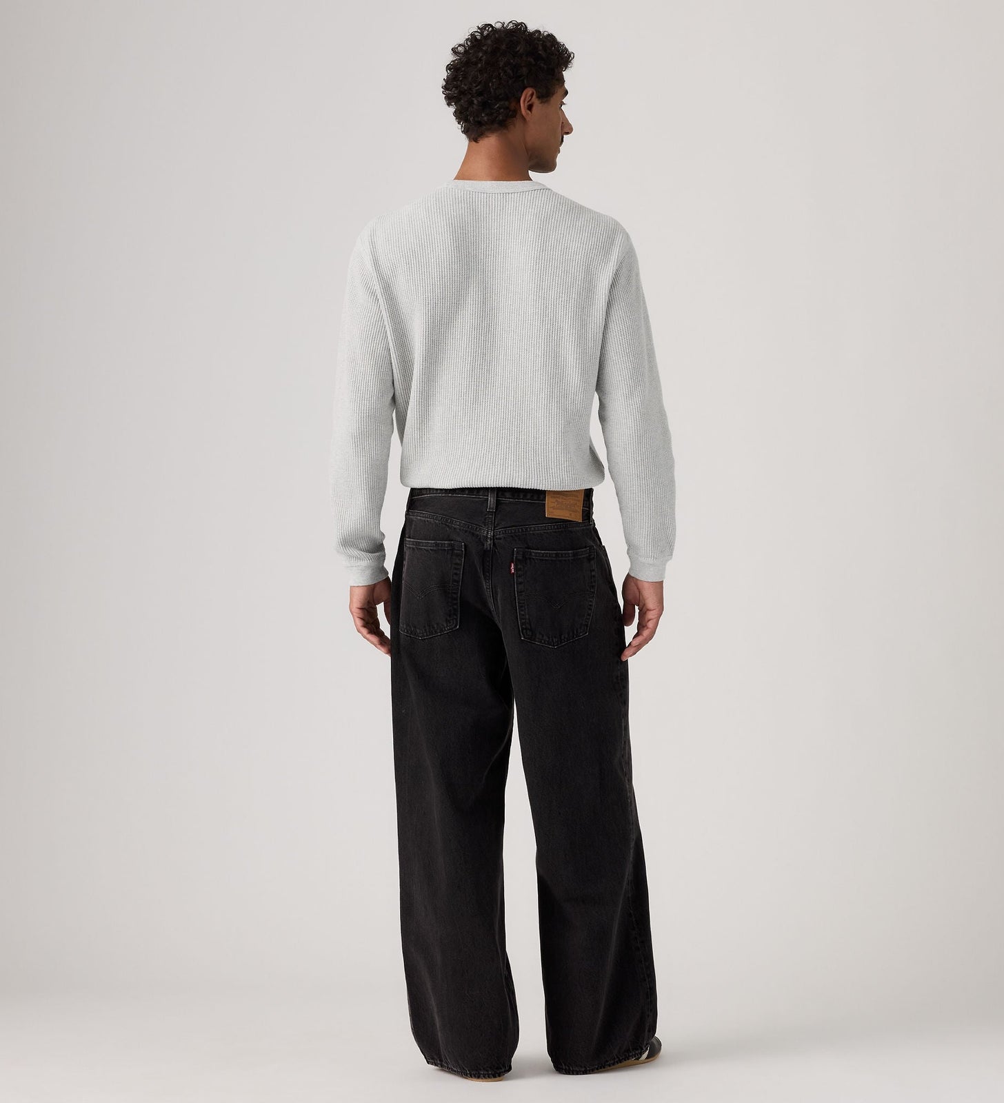 Main 2 - Levi's® Men's Baggy Wide-Leg Jeans - 0081B0000