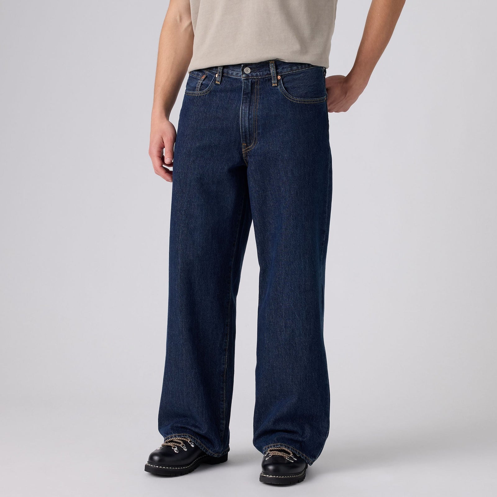 Main 5 - Levi's® Men's Baggy Wide-Leg Jeans - 0081B0001