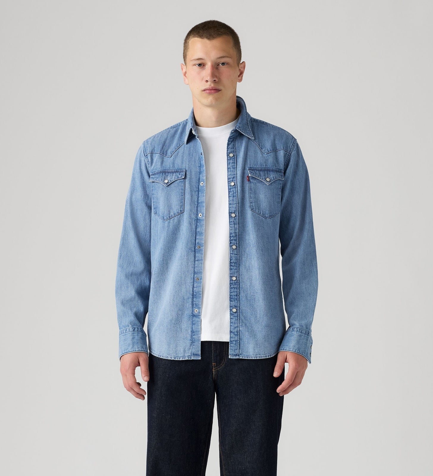 Main 3 - Levi's® Men's Barstow Standard Fit Western Shirt - 857440126