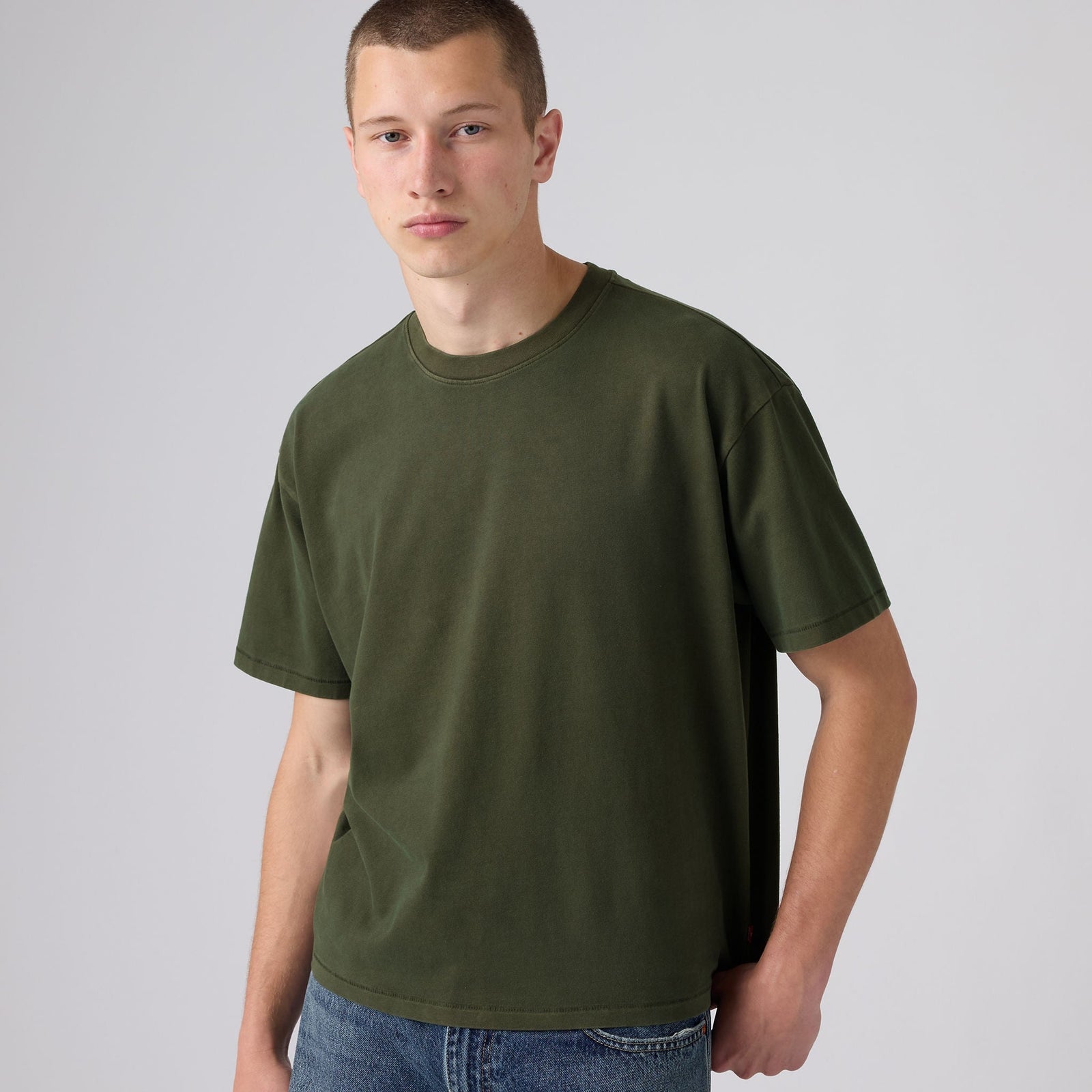 Main 2 - Levi's® Men's Boxy Short-Sleeve Tee SCL - 