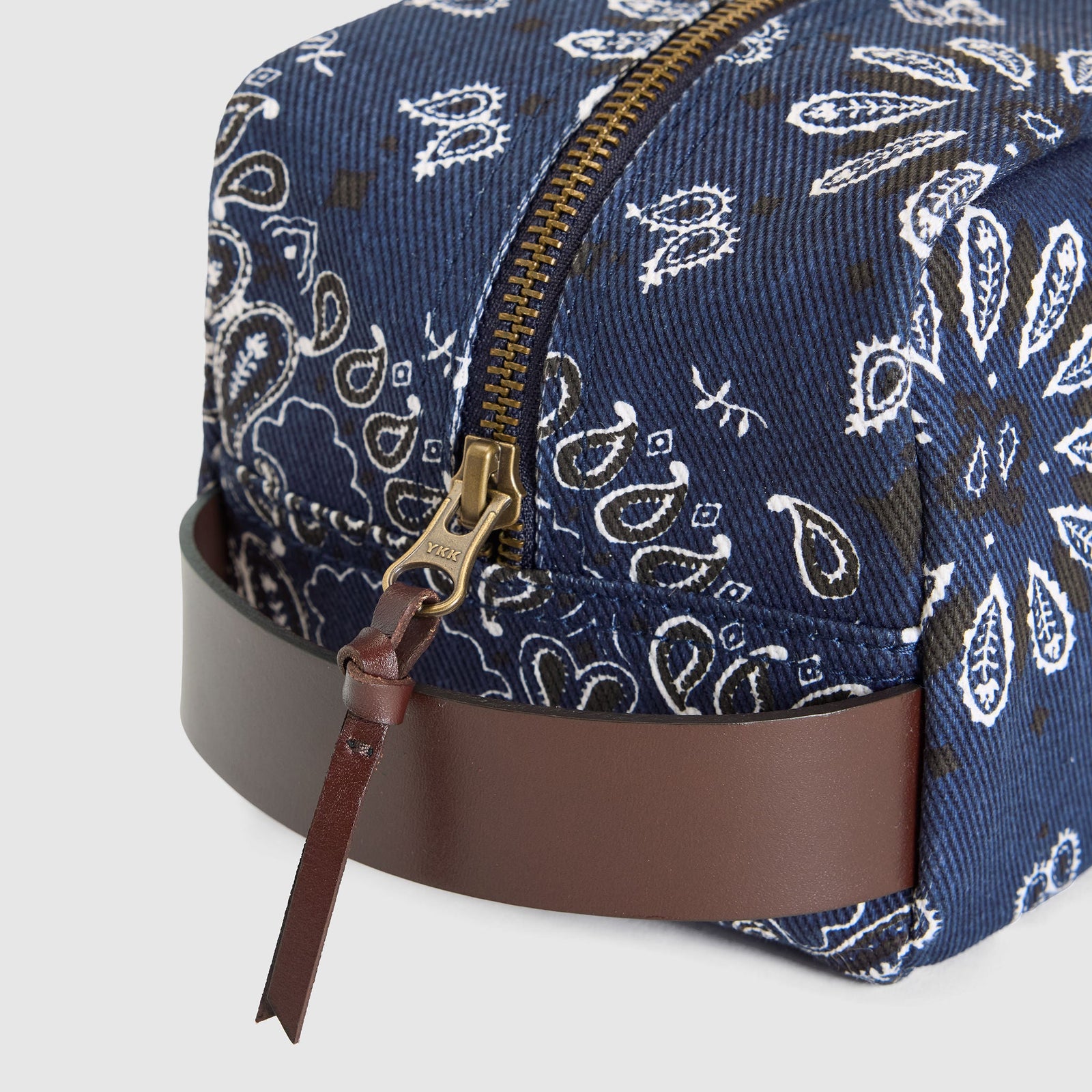 Main 4 - Levi's® Men's Dopp Kit - 004D10004