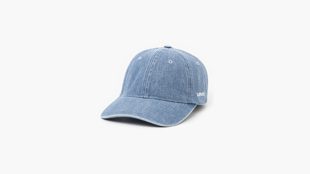 Light blue denim Levi's cap with curved brim