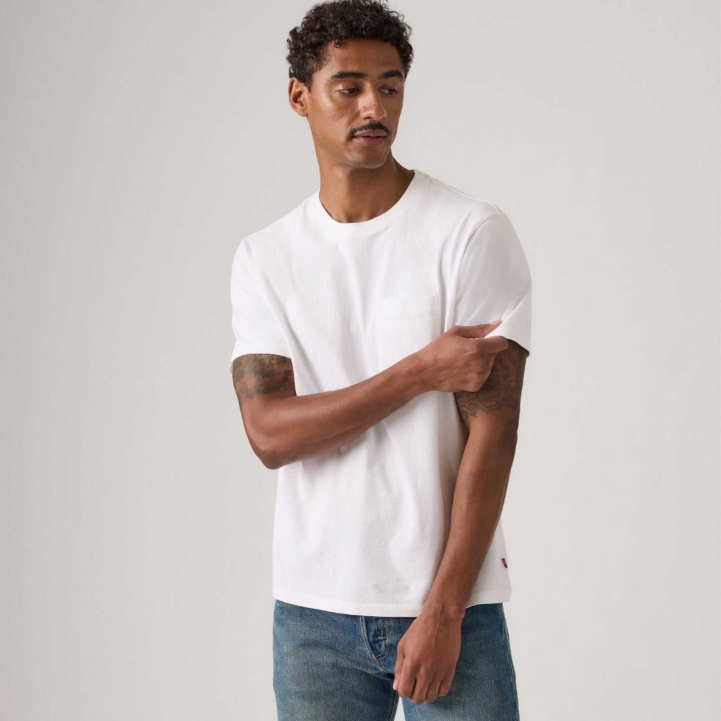 Levi's® Men's Essential Pocket Tee