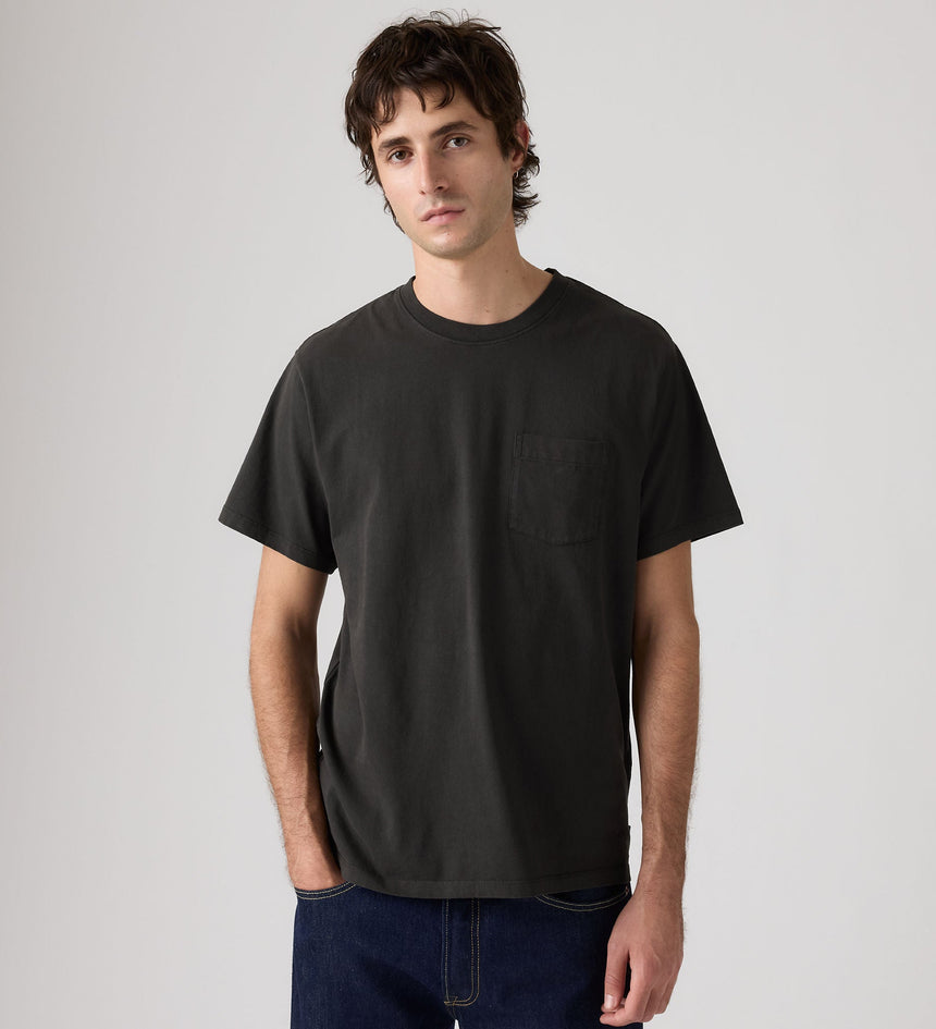 Main 3 - Levi's® Men's Essential Pocket Tee - 005H00039