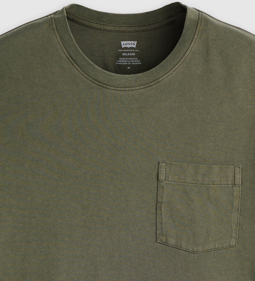 Main 6 - Levi's® Men's Essential Pocket Tee - 005H00041