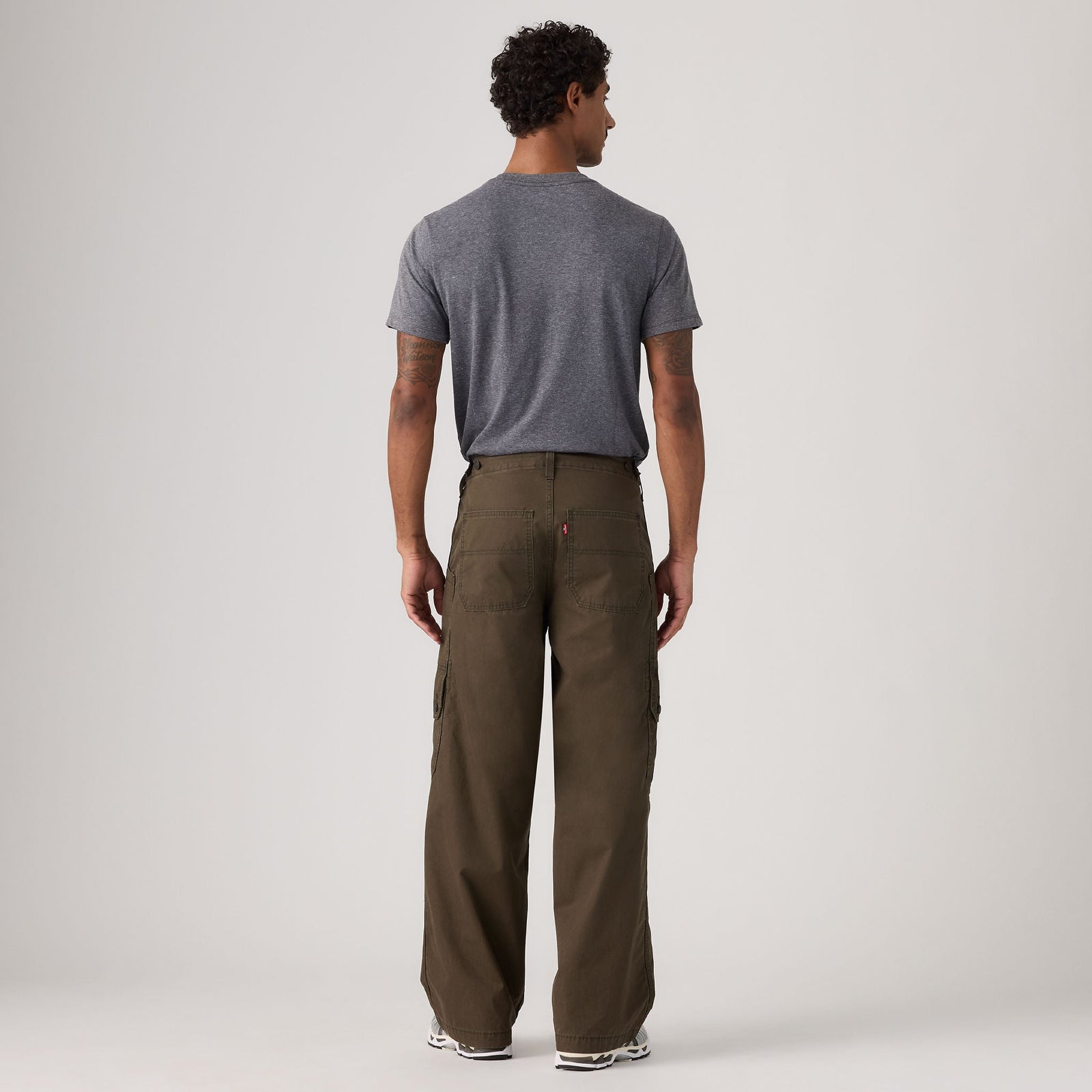 Main 2 - Levi's® Men's Extra Baggy Cargos - 007W60001
