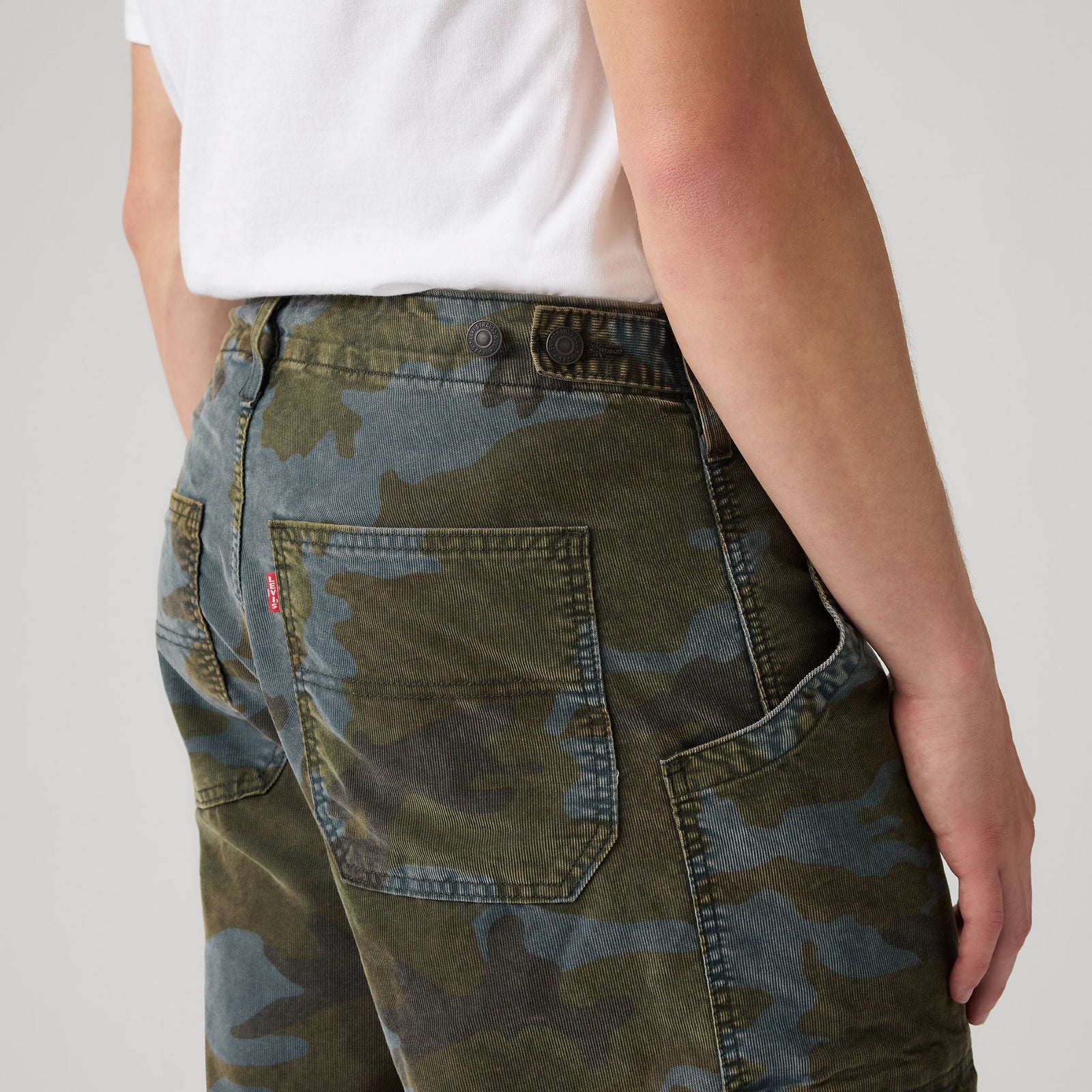 Main 6 - Levi's® Men's Extra Baggy Cargos - 007W60003