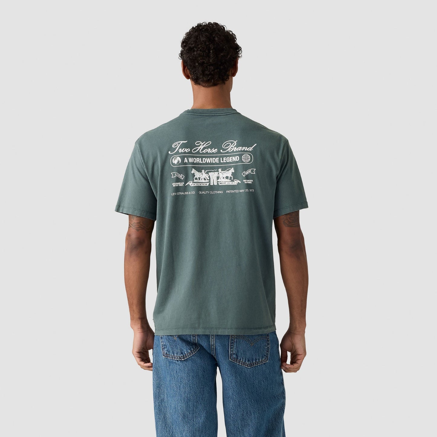 Levi's® Men's Graphic Vintage Fit Pocket Tee