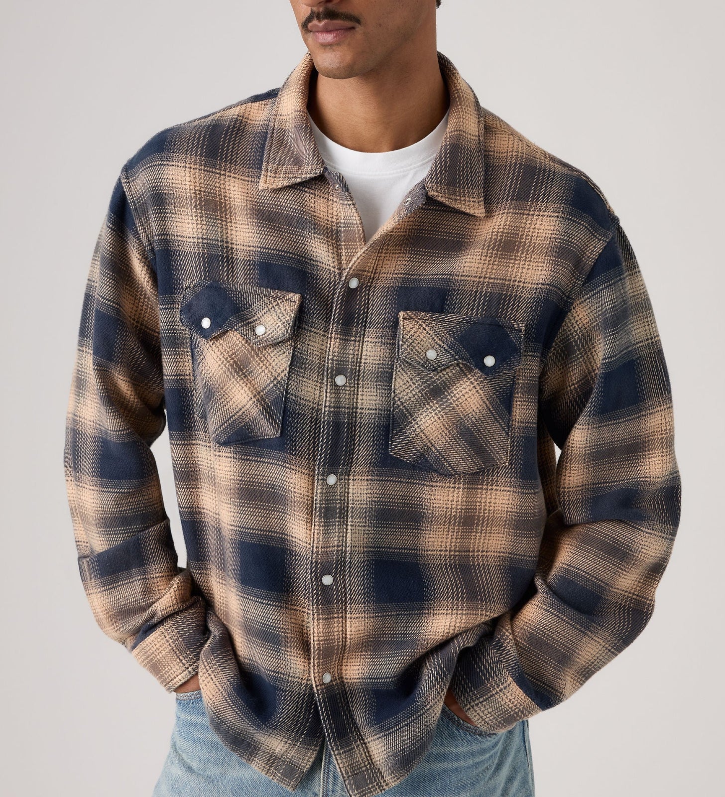 Main 4 - Levi's® Men's Long-Sleeve Boxy Western Shirt - 0085P0001