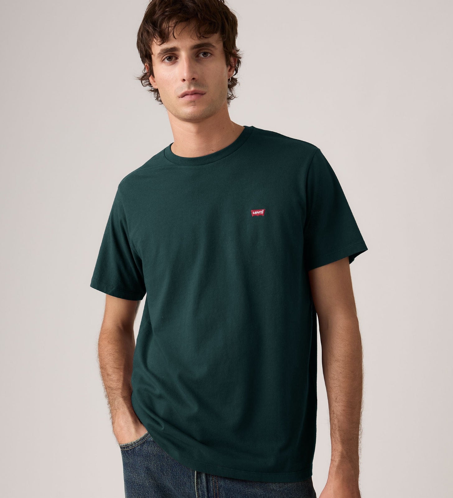 Main 1 - Levi's® Men's Original Housemark T-Shirt - 566050140