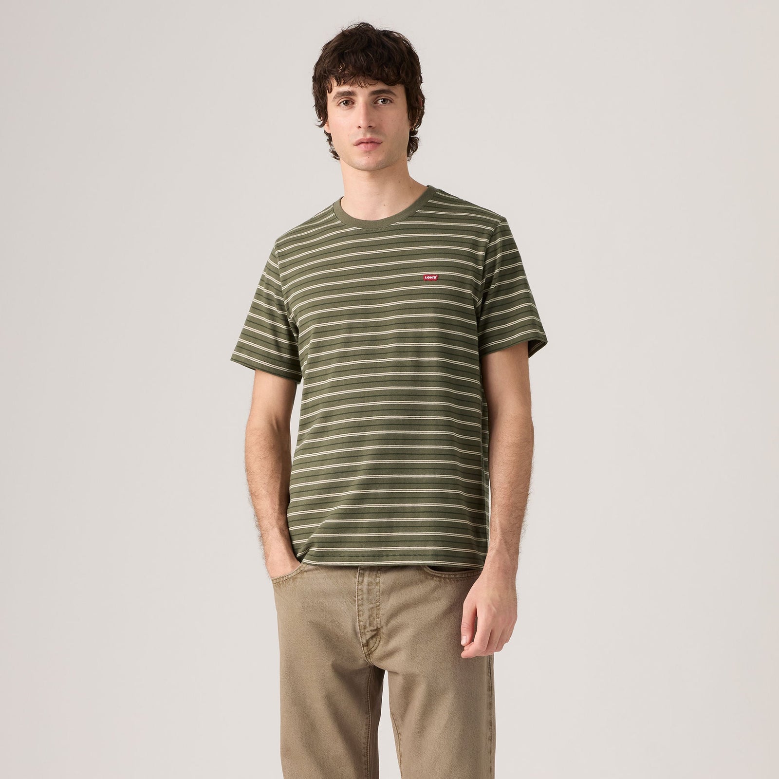 Main 3 - Levi's® Men's Original Housemark T-Shirt - 566050314