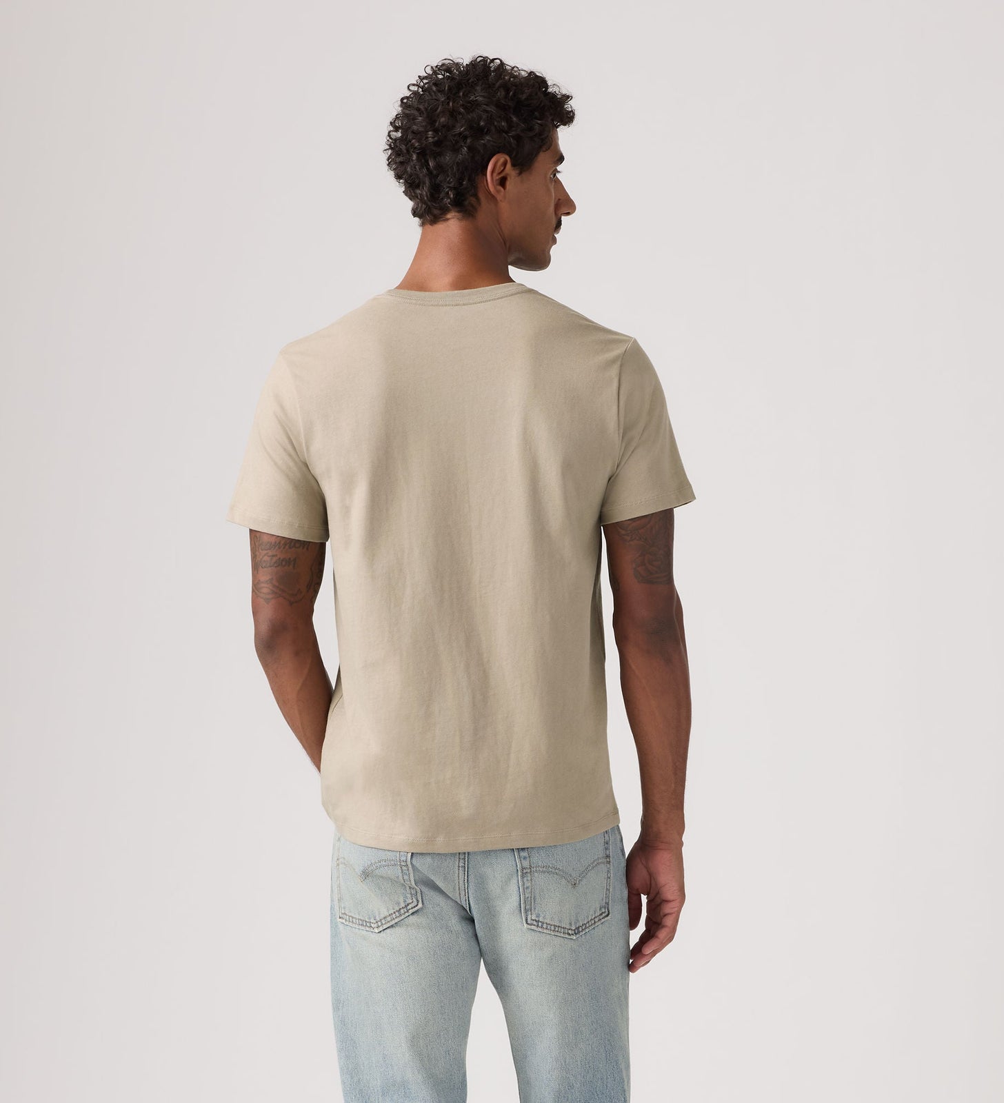Main 2 - Levi's® Men's Original Housemark T-Shirt - 566050301