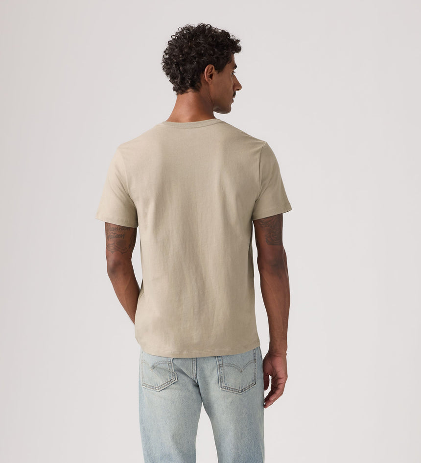 Main 2 - Levi's® Men's Original Housemark T-Shirt - 566050301