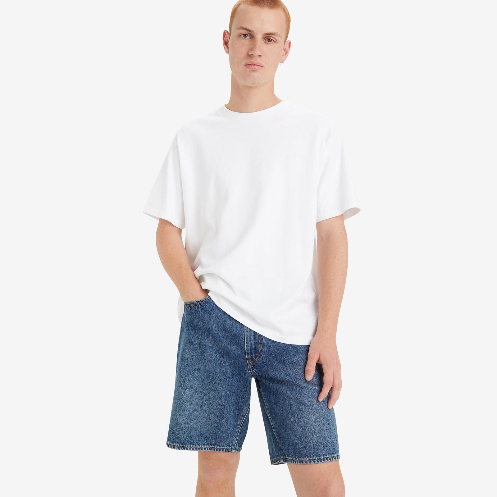 Main 3 - Levi's® Men's Red Tab Vintage T-Shirt - A06370000