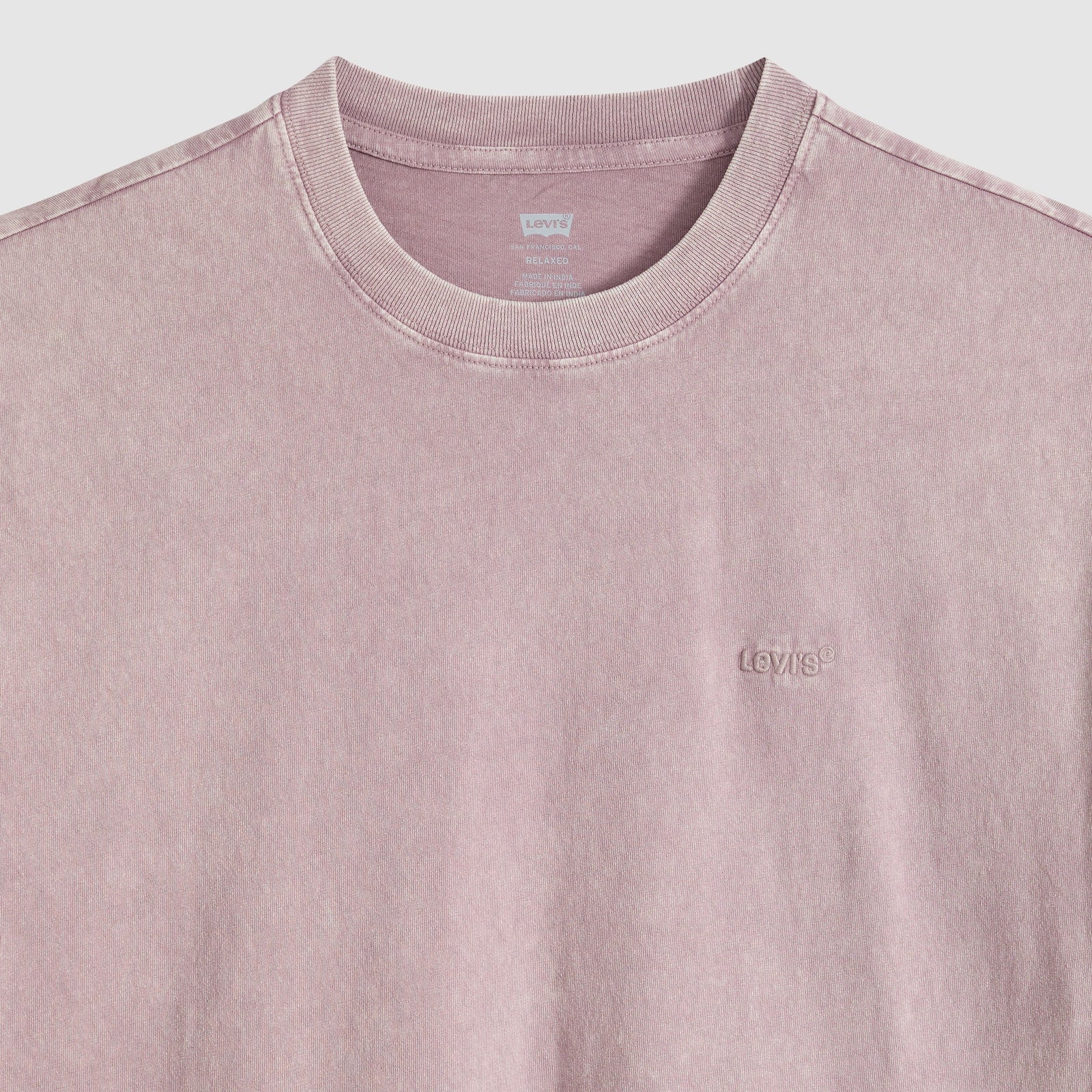 Main 7 - Levi's® Men's Red Tab™ Vintage T-Shirt - A06370217